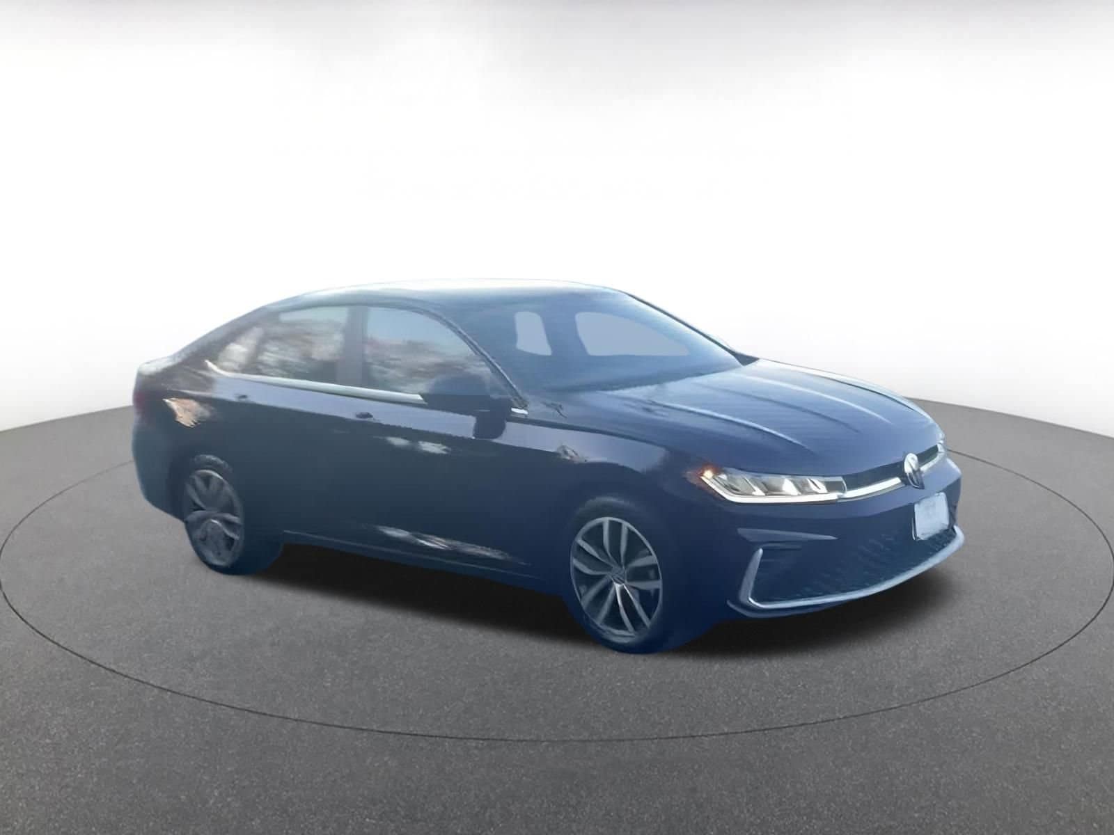 Thumbnail: 2025 Volkswagen Jetta - 2