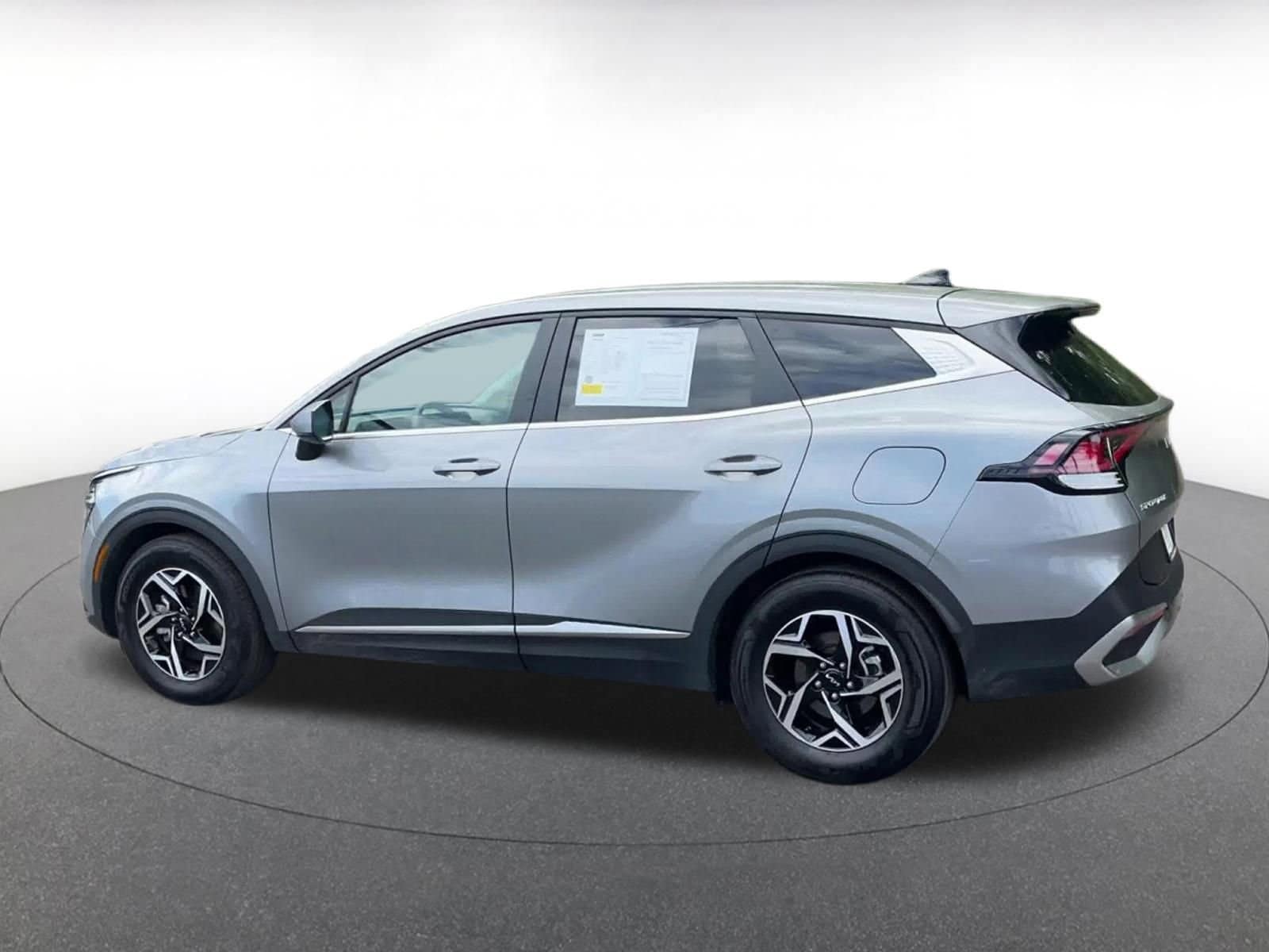 Thumbnail: 2025 Kia Sportage - 10