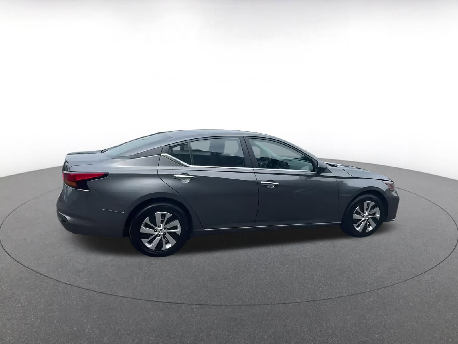 Thumbnail: 2024 Nissan Altima - 10