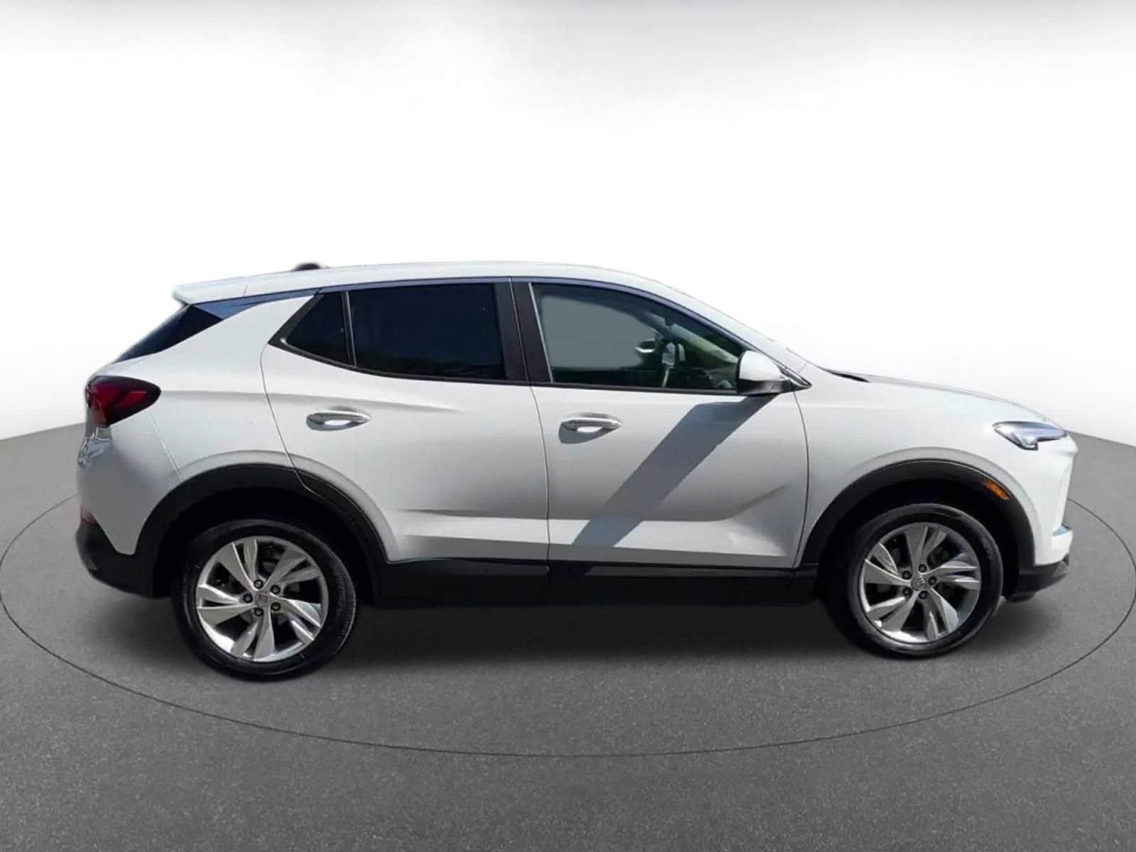 Thumbnail: 2025 Buick Encore GX - 16