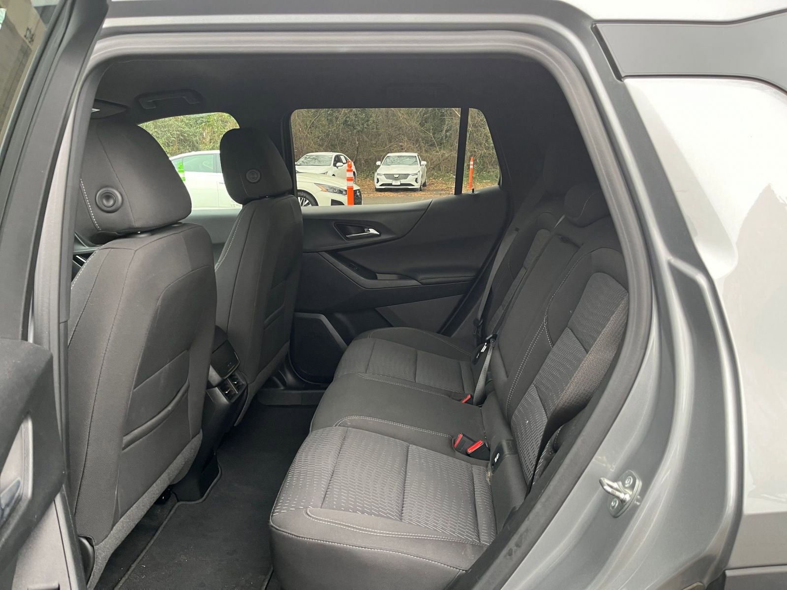 Thumbnail: 2025 Chevrolet Equinox - 25