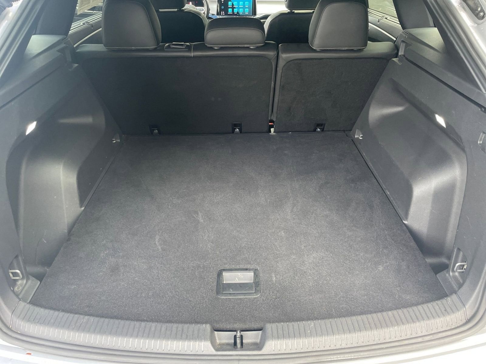 Thumbnail: 2025 Volkswagen Atlas - 27