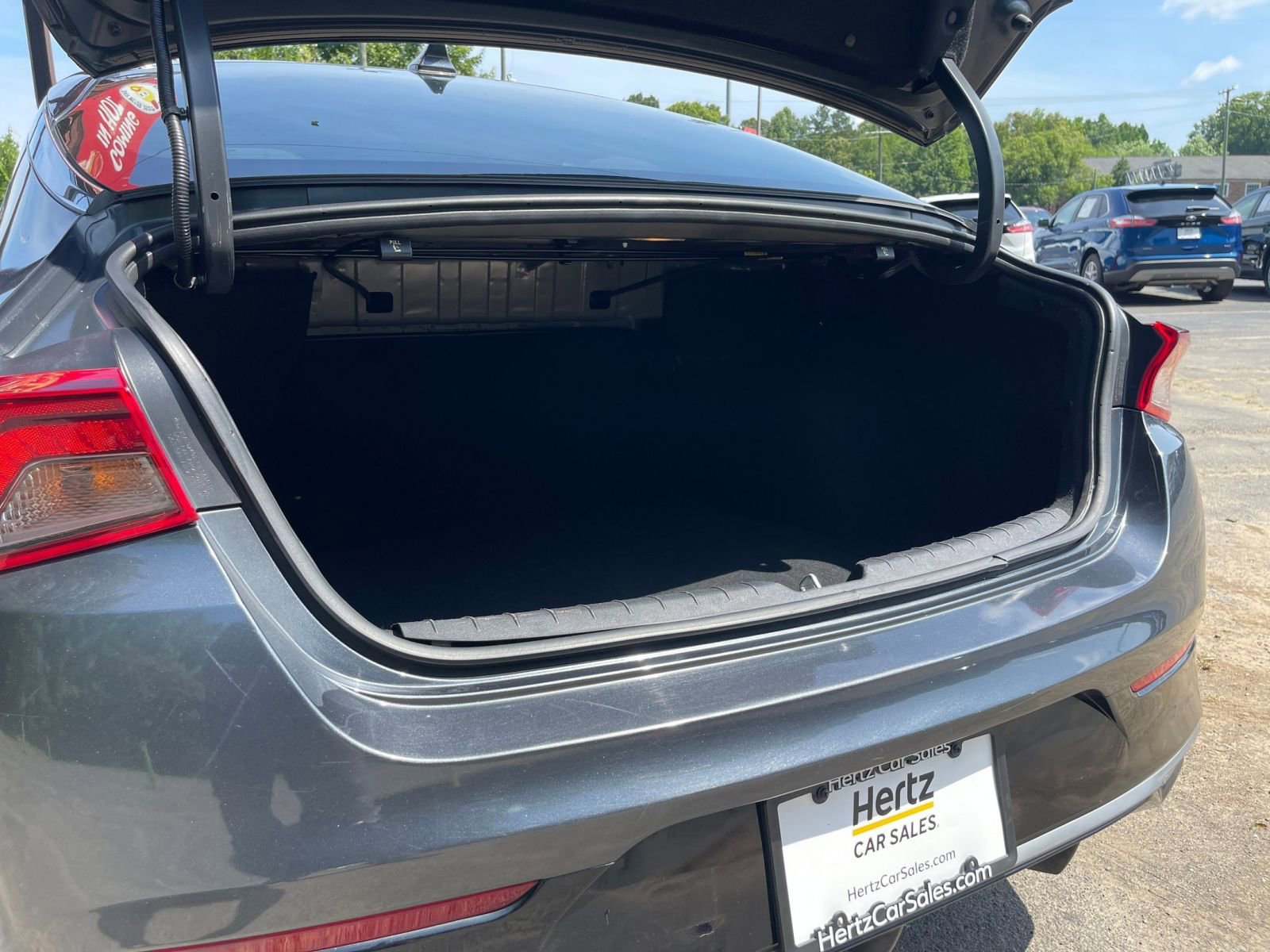 Thumbnail: 2023 Kia K5 - 28