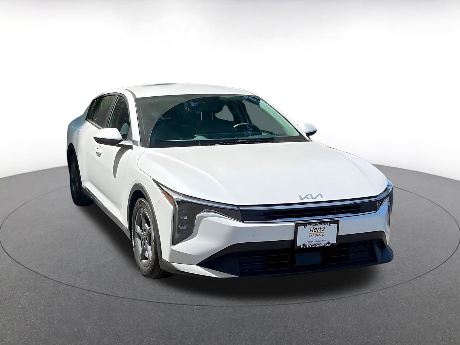 Thumbnail: 2025 Kia K4 - 1