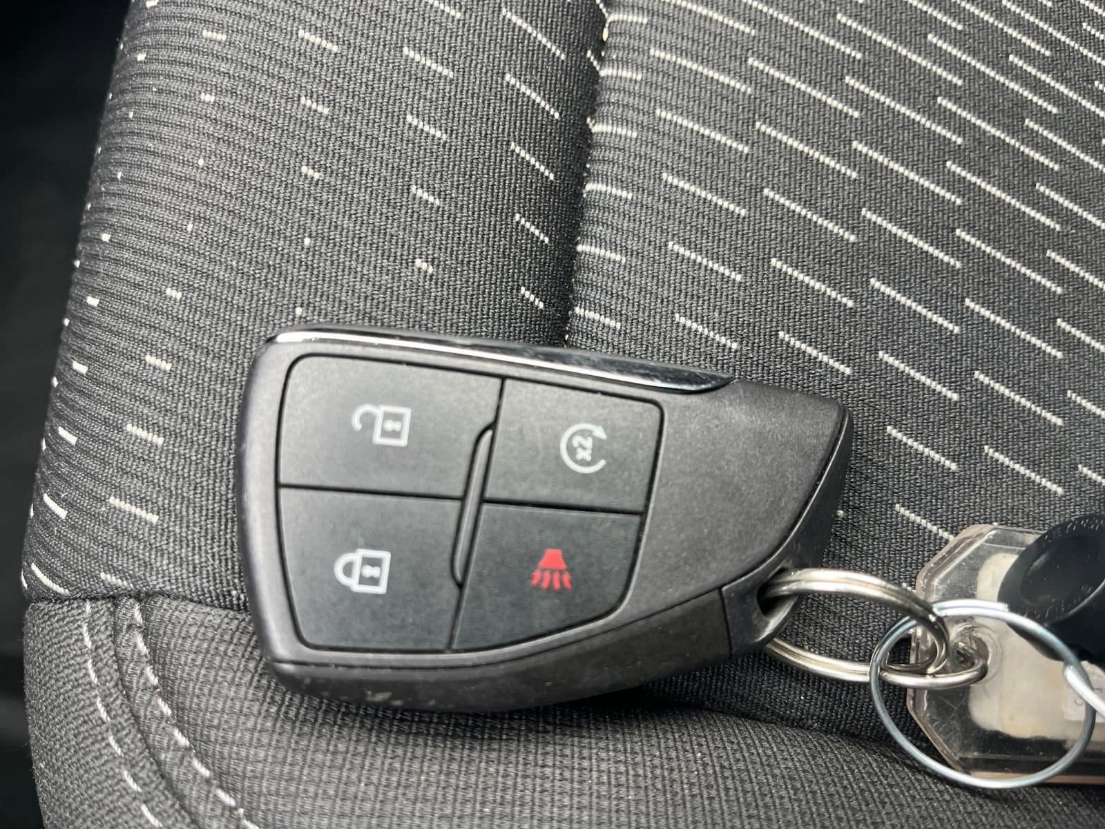 Thumbnail: 2025 Chevrolet Equinox - 24