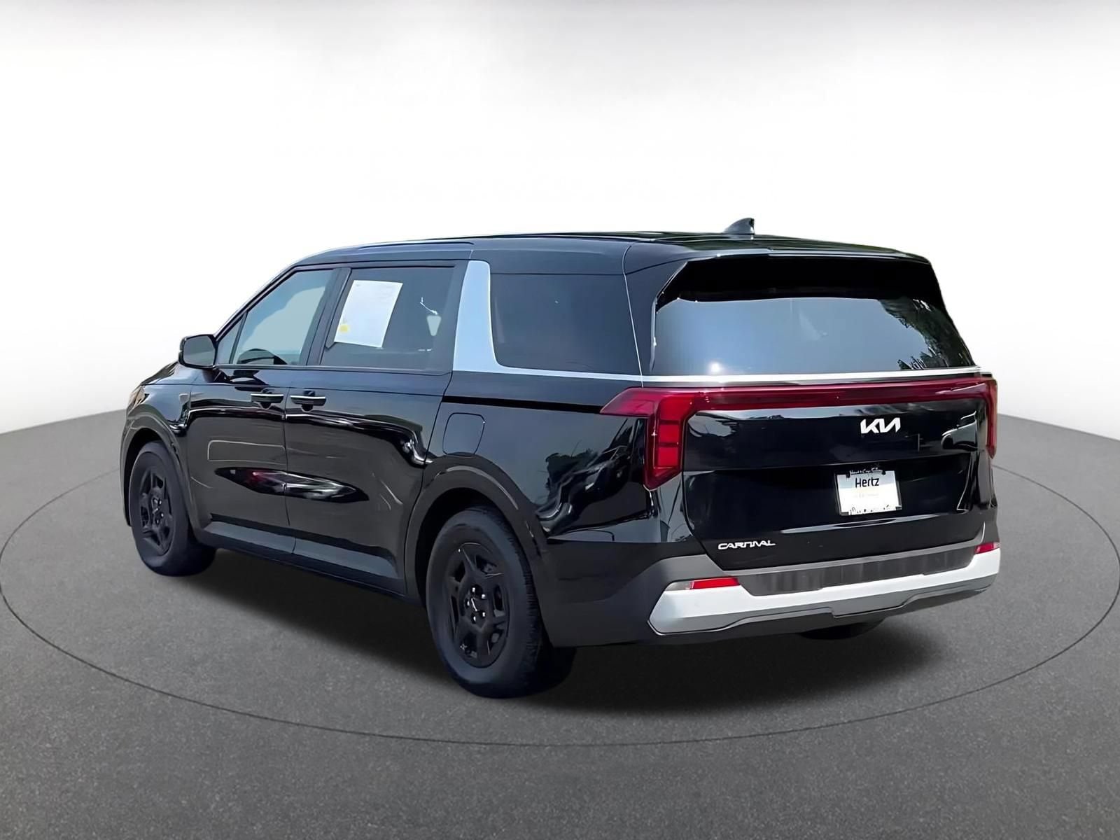 Thumbnail: 2026 Kia Carnival - 11