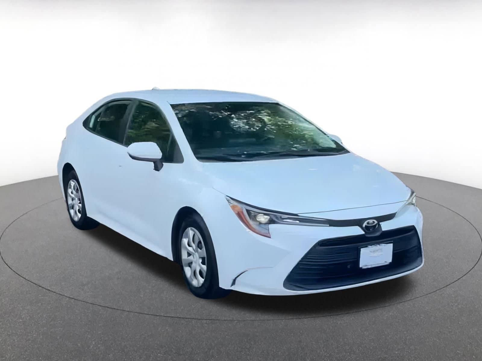 Thumbnail: 2024 Toyota Corolla - 3