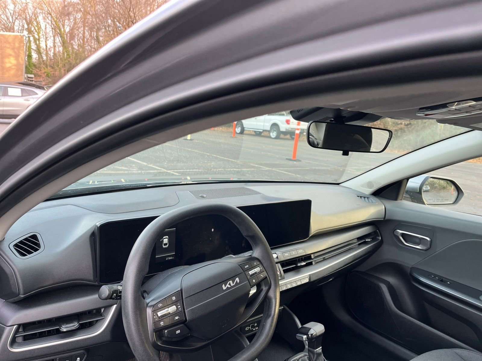 Thumbnail: 2025 Kia K4 - 32