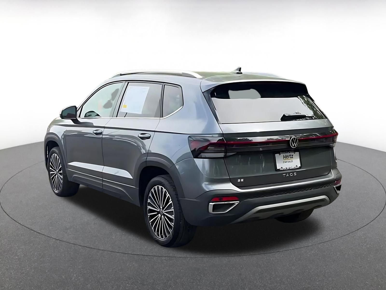 Thumbnail: 2025 Volkswagen Taos - 11