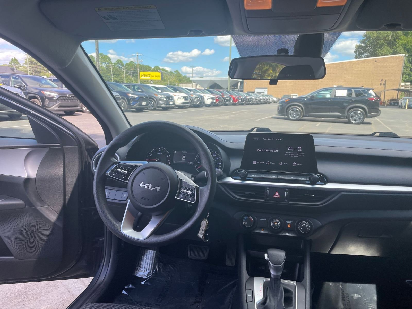 Thumbnail: 2024 Kia Forte - 30