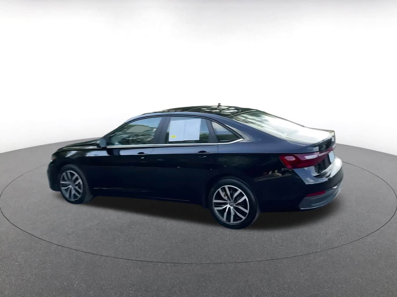 Thumbnail: 2025 Volkswagen Jetta - 11