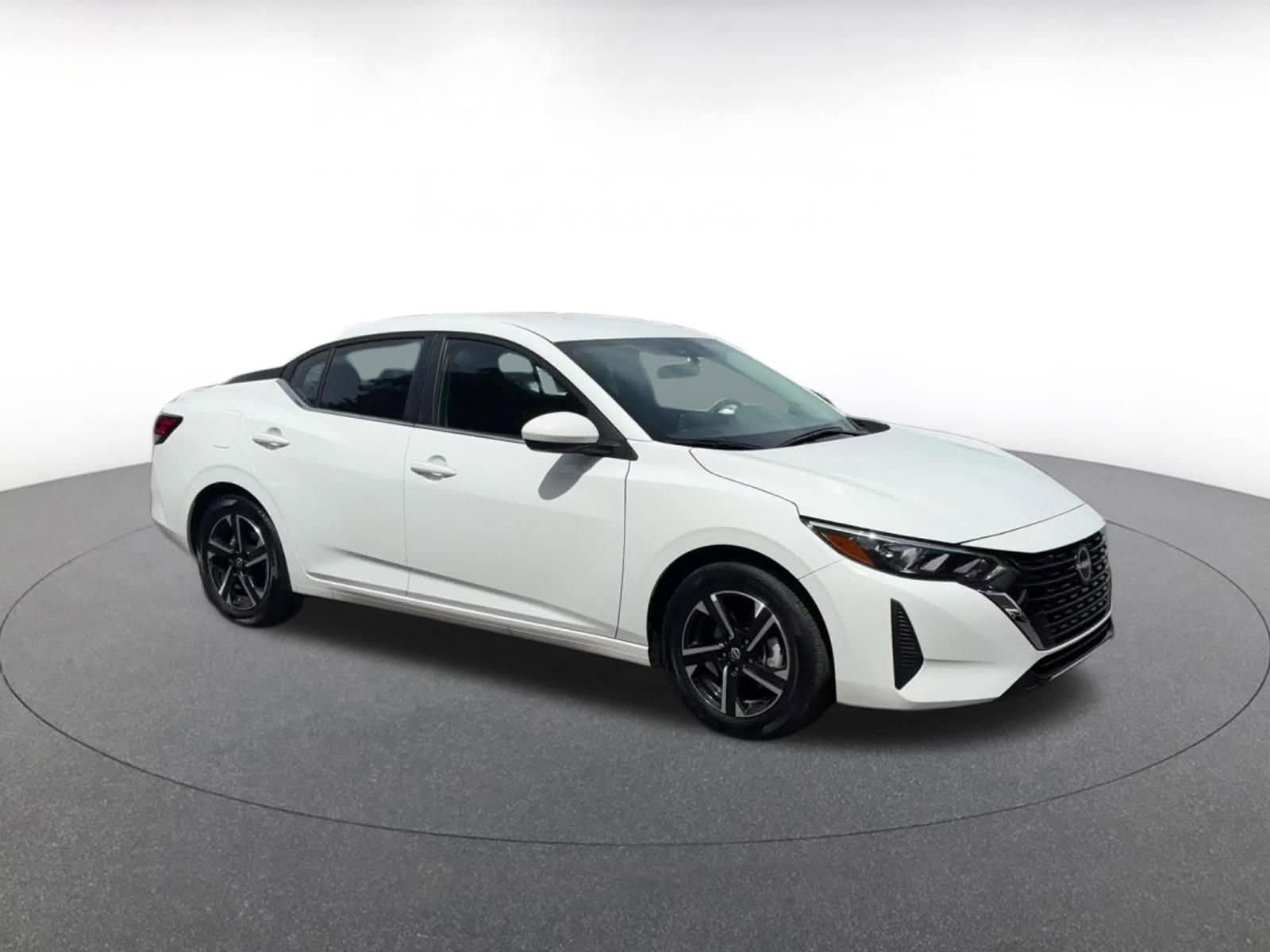 Thumbnail: 2025 Nissan Sentra - 2