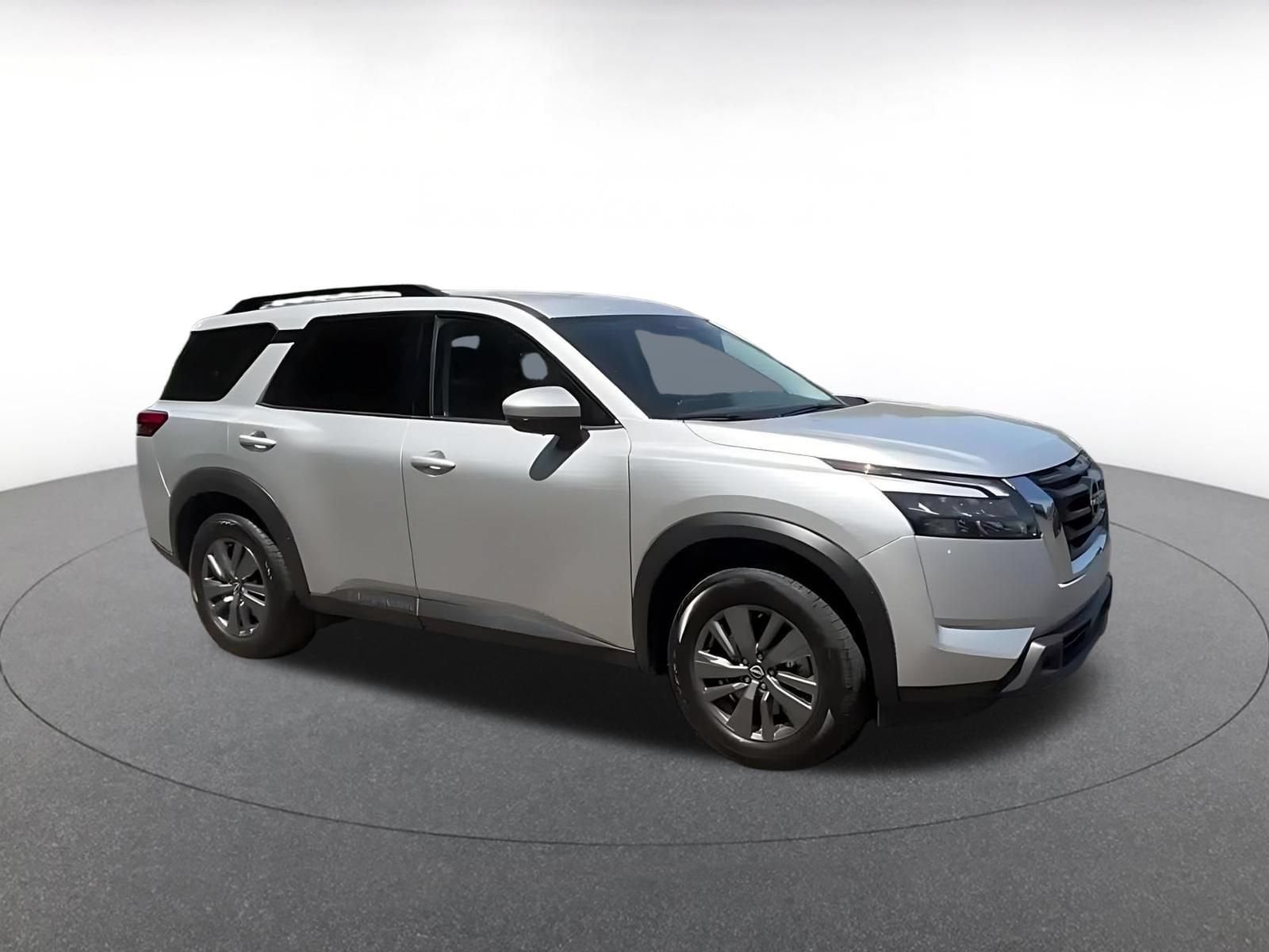 Thumbnail: 2025 Nissan Pathfinder - 2
