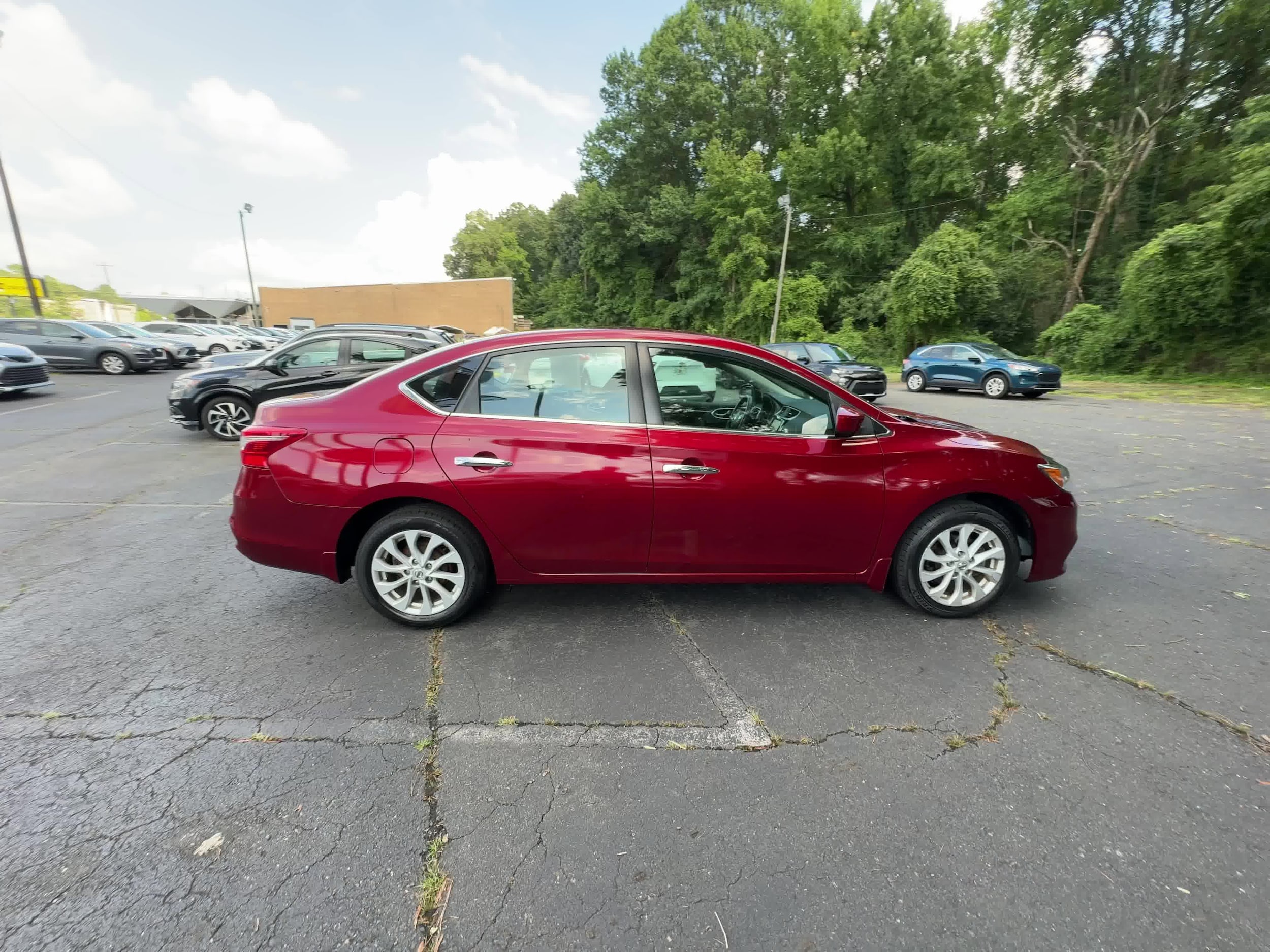 2019 Nissan Sentra SV 16