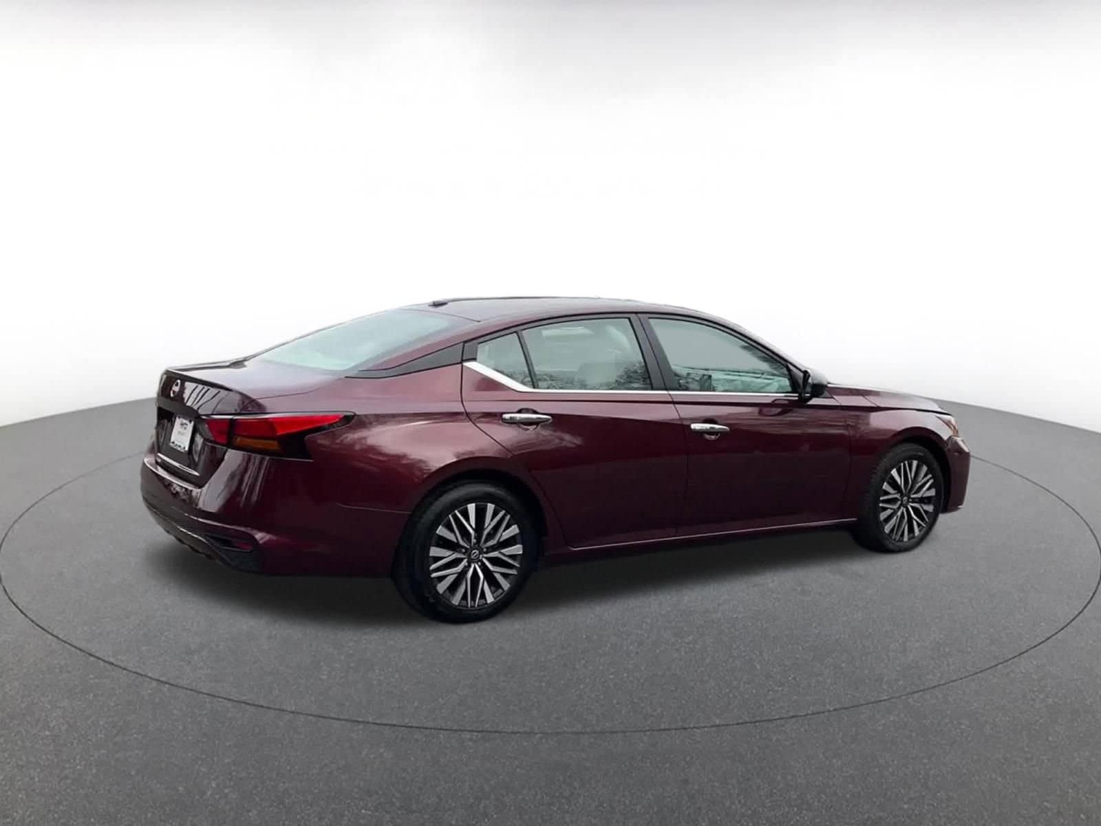 Thumbnail: 2025 Nissan Altima - 15