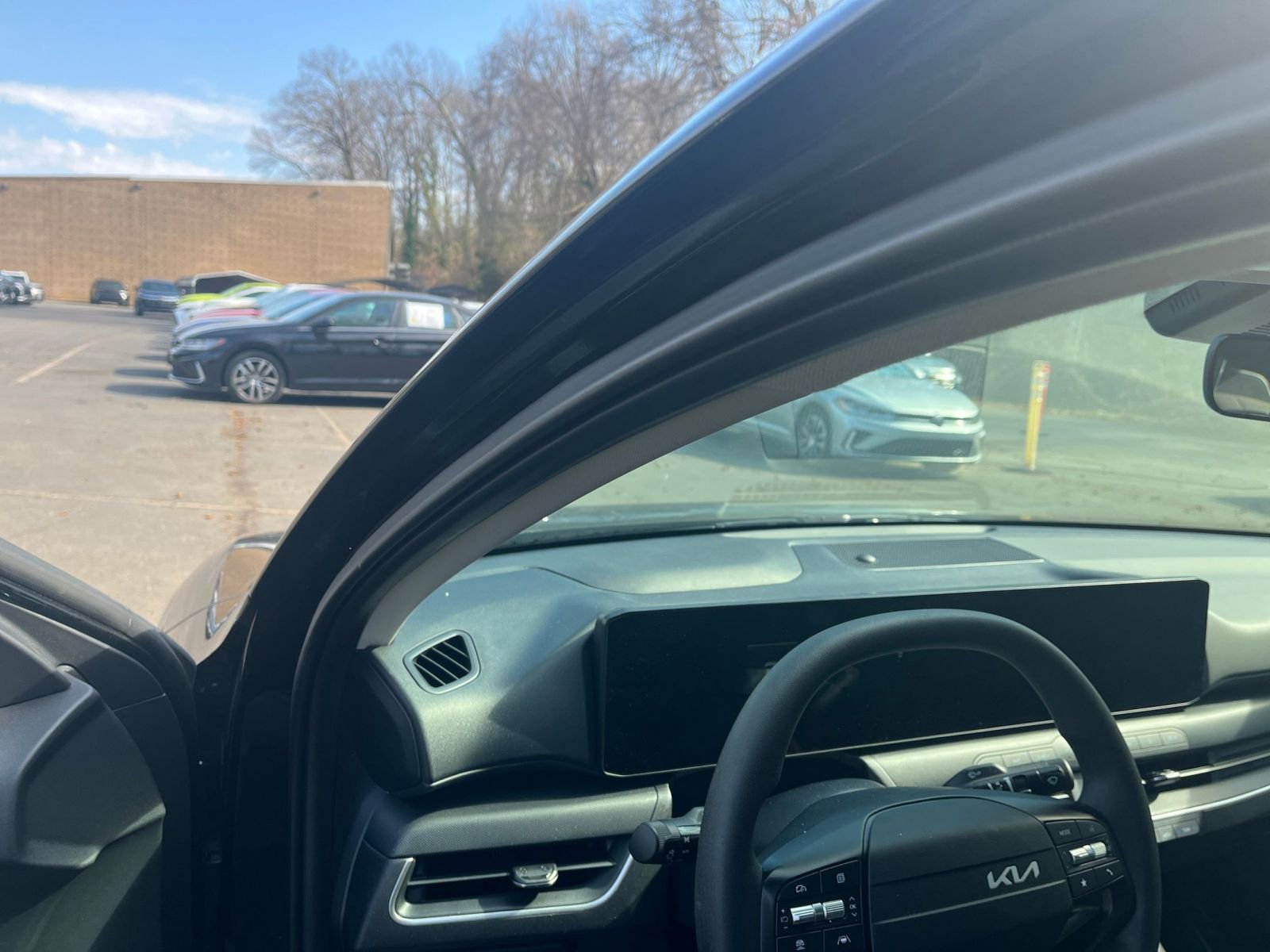 Thumbnail: 2025 Kia K4 - 33