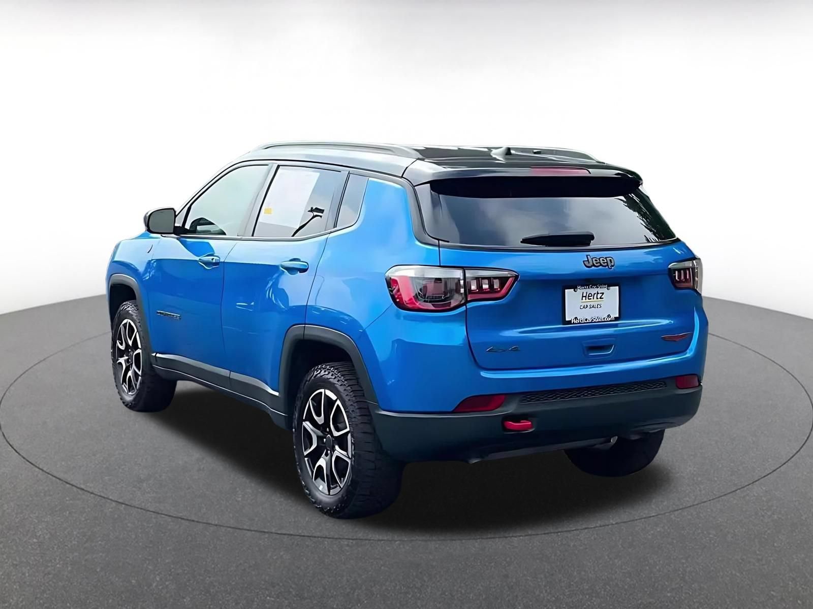 Thumbnail: 2025 Jeep Compass - 9