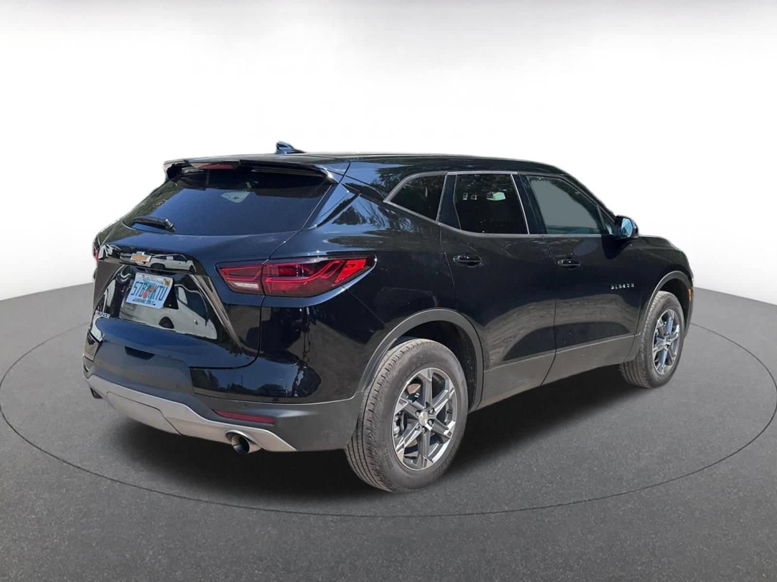 Thumbnail: 2026 Chevrolet Blazer - 16