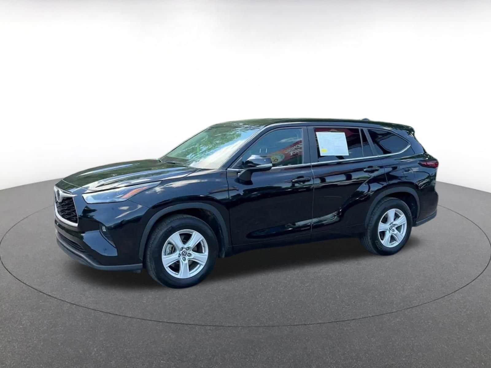 Thumbnail: 2025 Toyota Highlander - 8