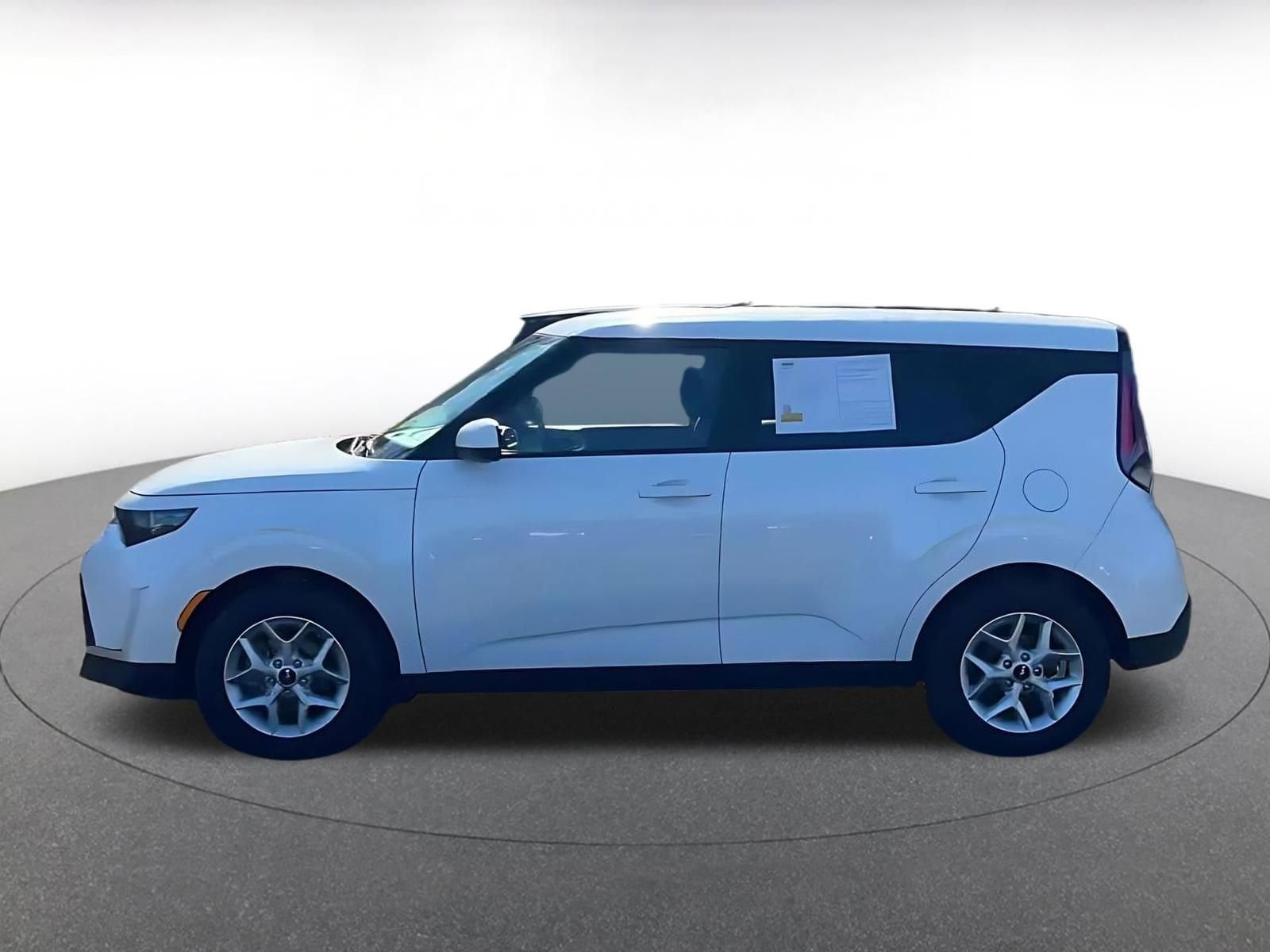 Thumbnail: 2025 Kia Soul - 8