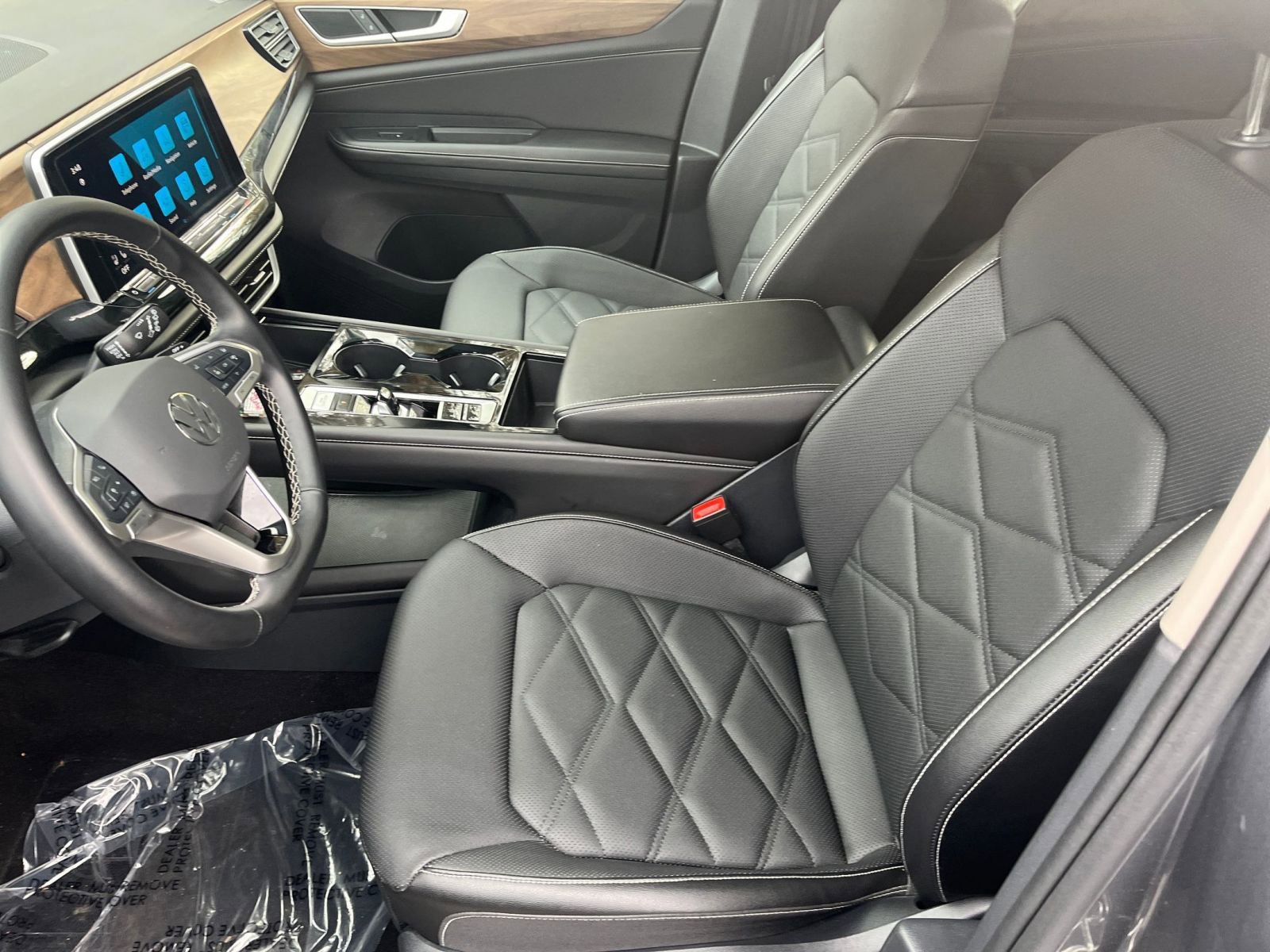 Thumbnail: 2025 Volkswagen Atlas - 23