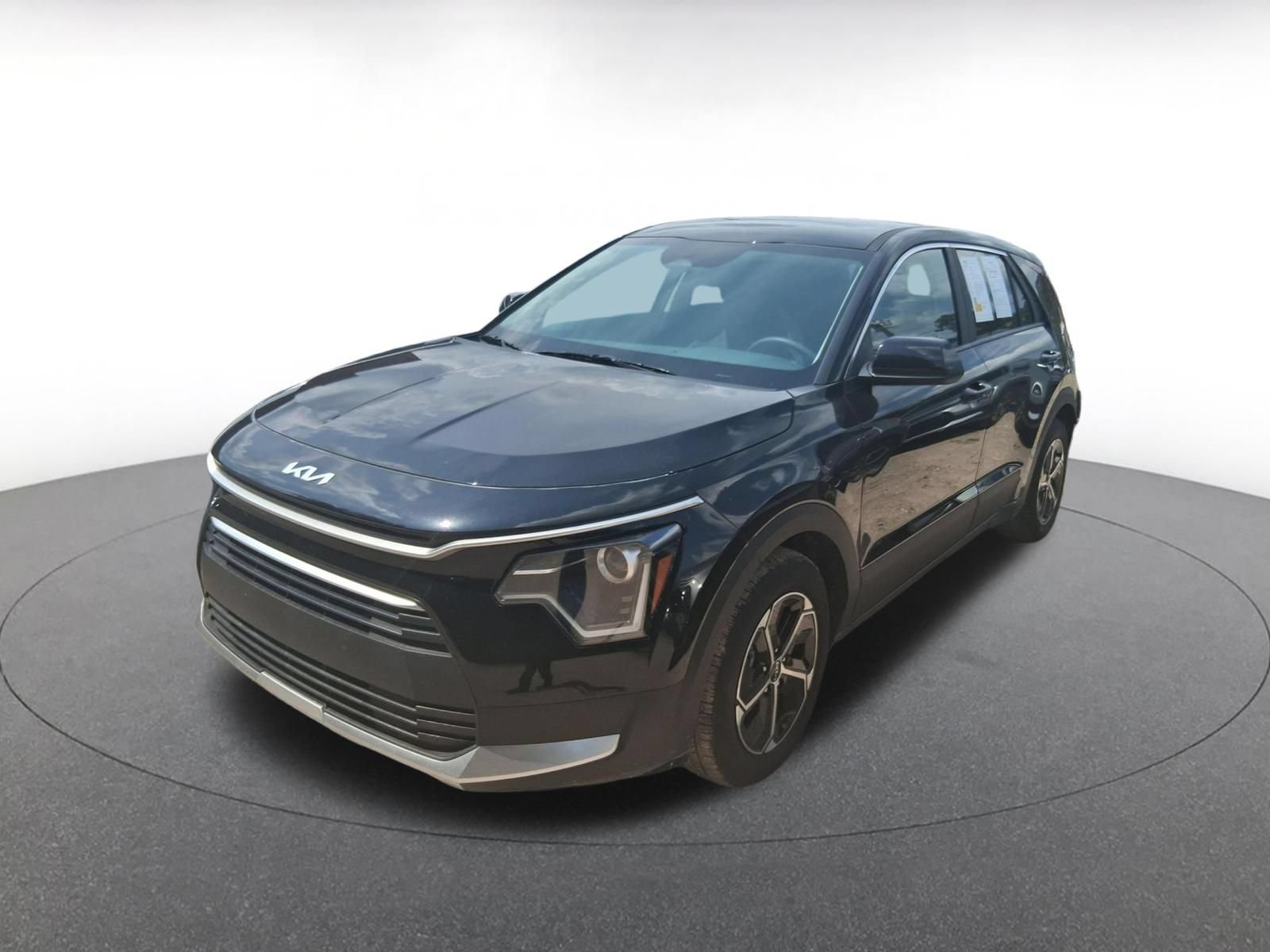 Thumbnail: 2026 Kia Niro - 9