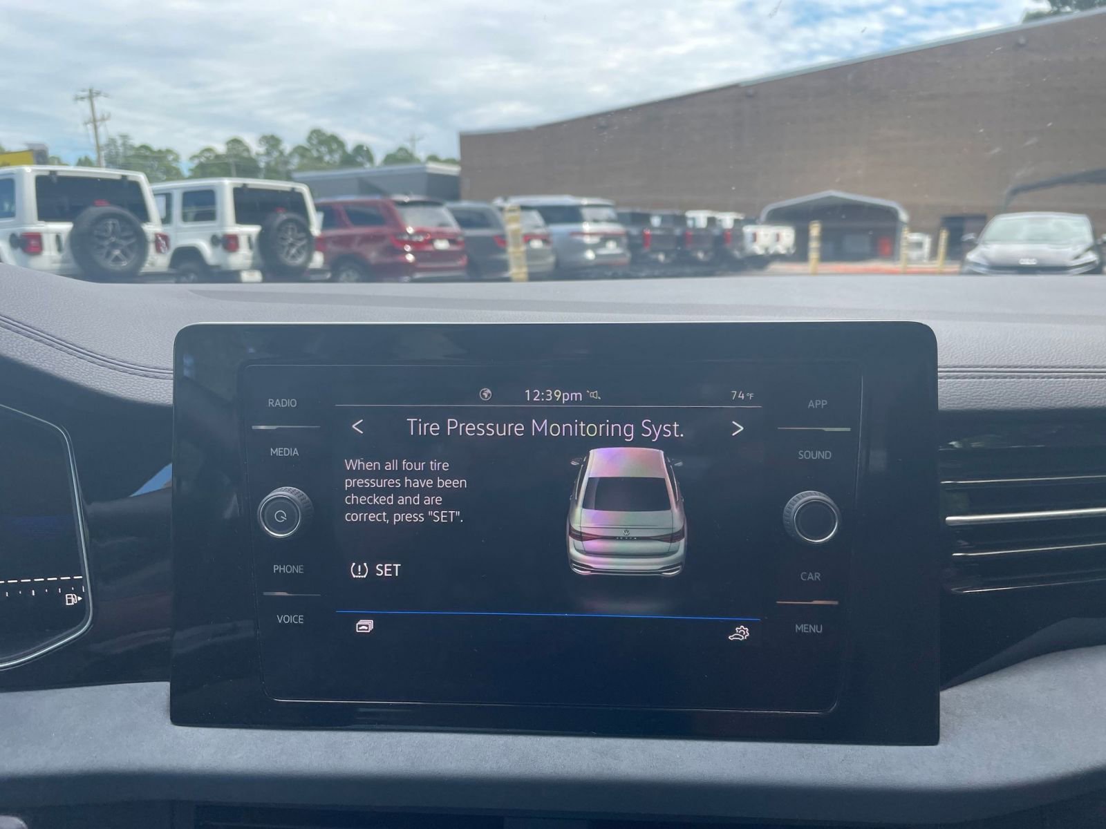 Thumbnail: 2025 Volkswagen Jetta - 20