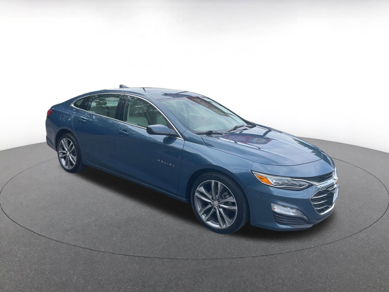 Thumbnail: 2024 Chevrolet Malibu - 1