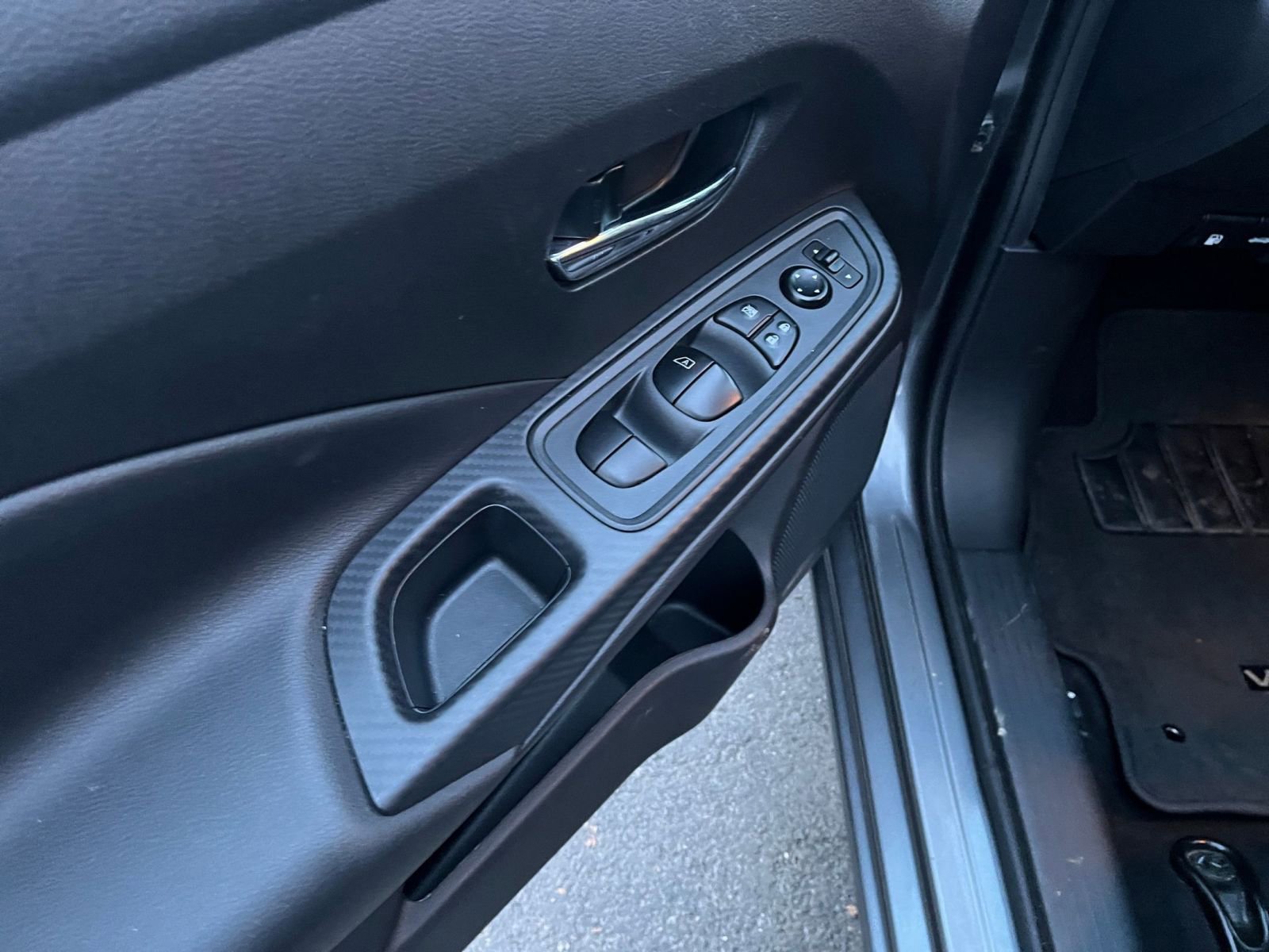 Thumbnail: 2025 Nissan Versa - 18