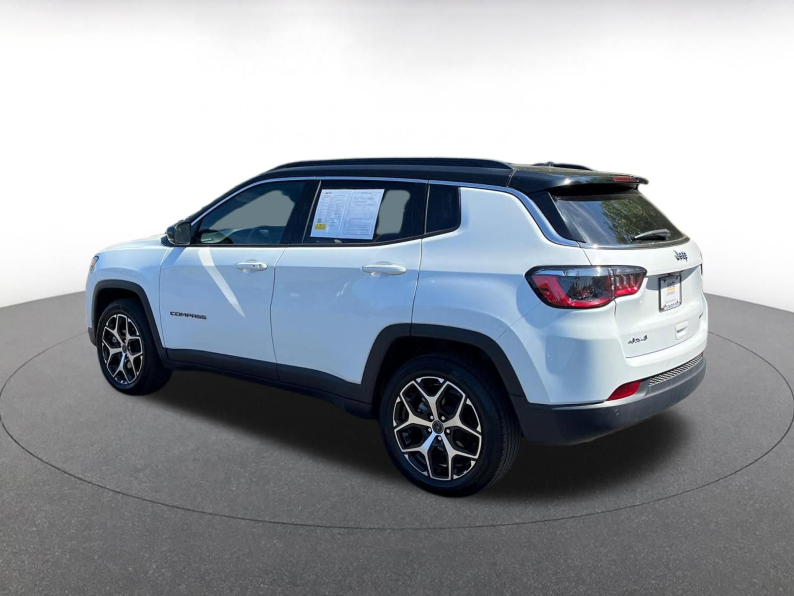 Thumbnail: 2025 Jeep Compass - 9