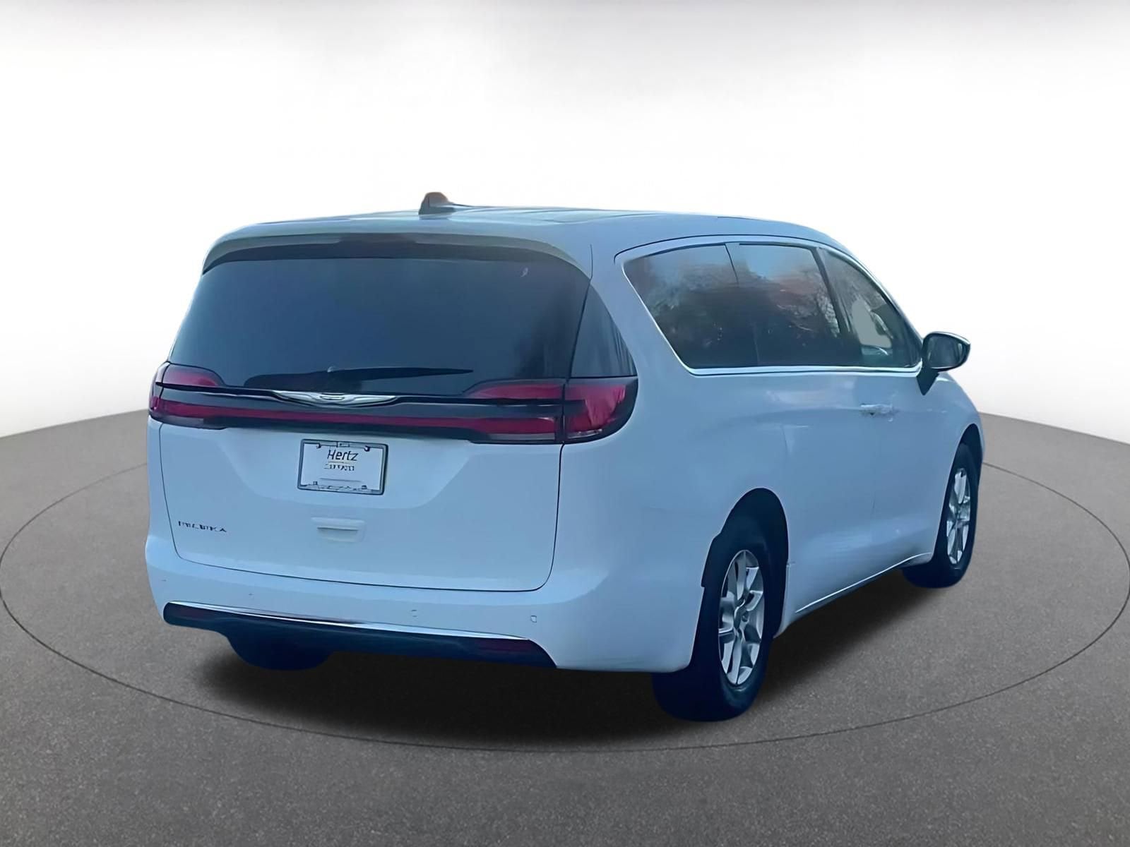 Thumbnail: 2025 Chrysler Pacifica - 14