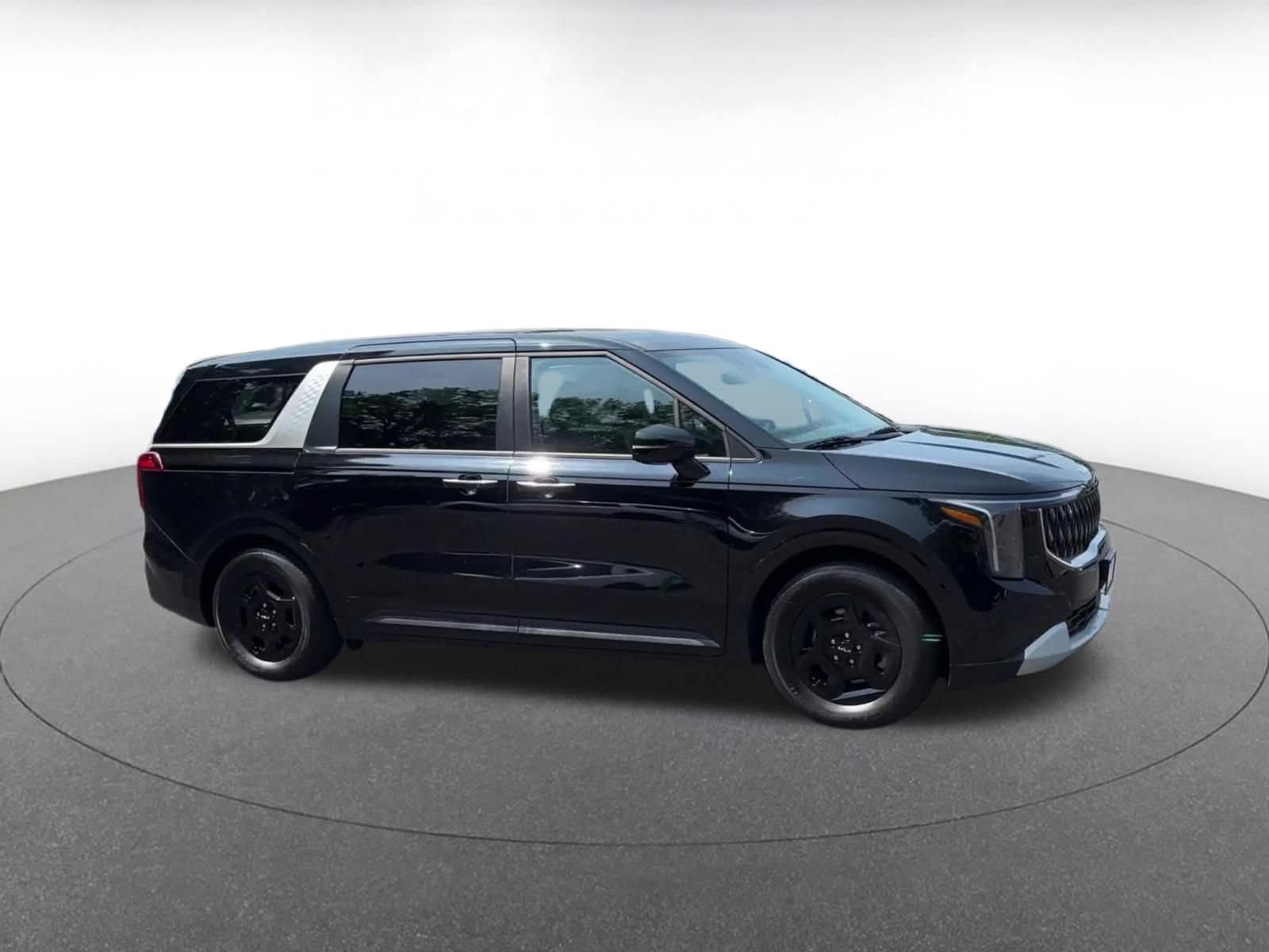 Thumbnail: 2026 Kia Carnival - 2