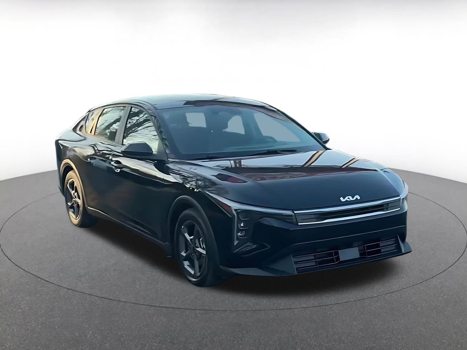 Thumbnail: 2025 Kia K4 - 3