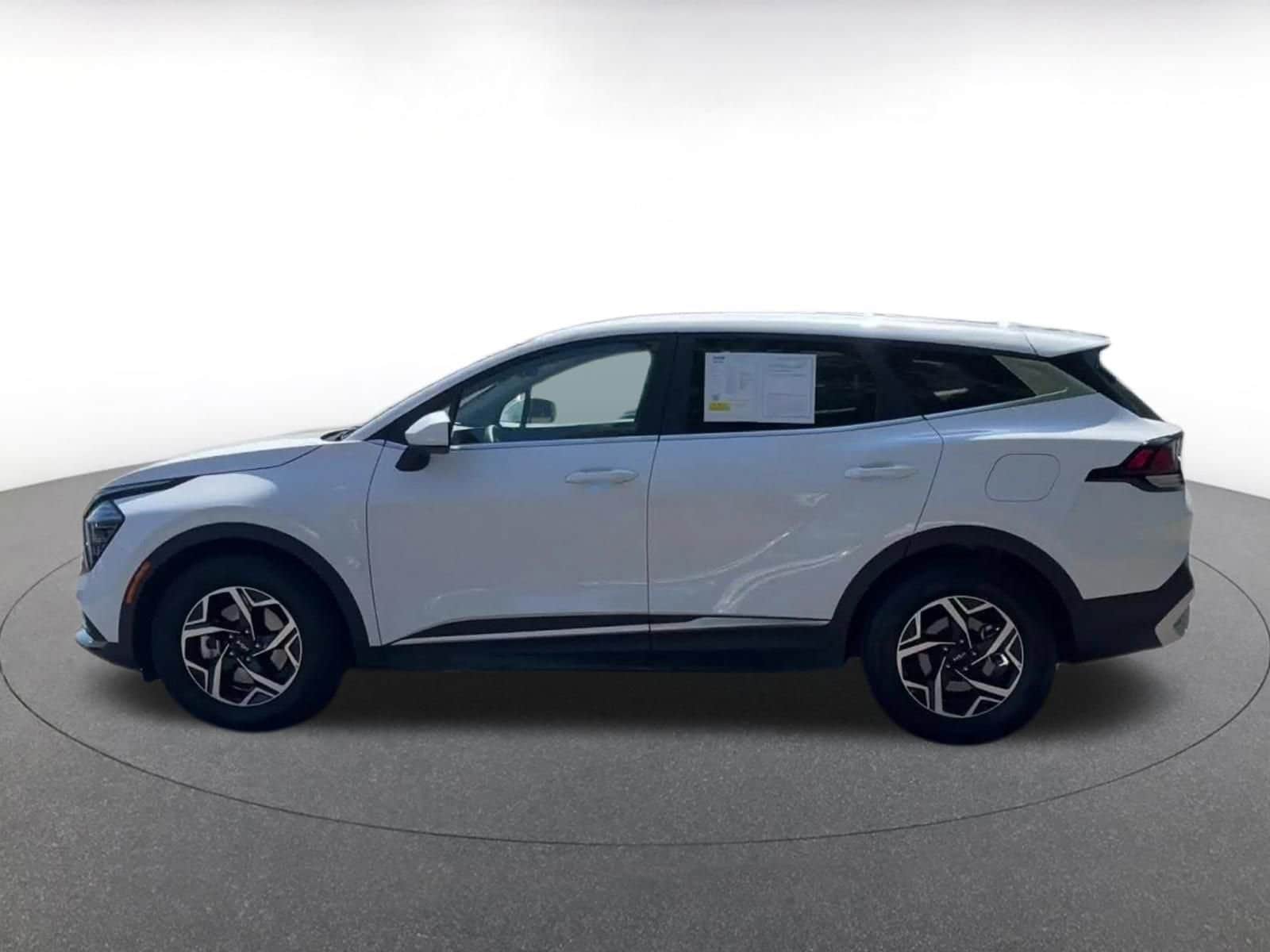 Thumbnail: 2025 Kia Sportage - 9