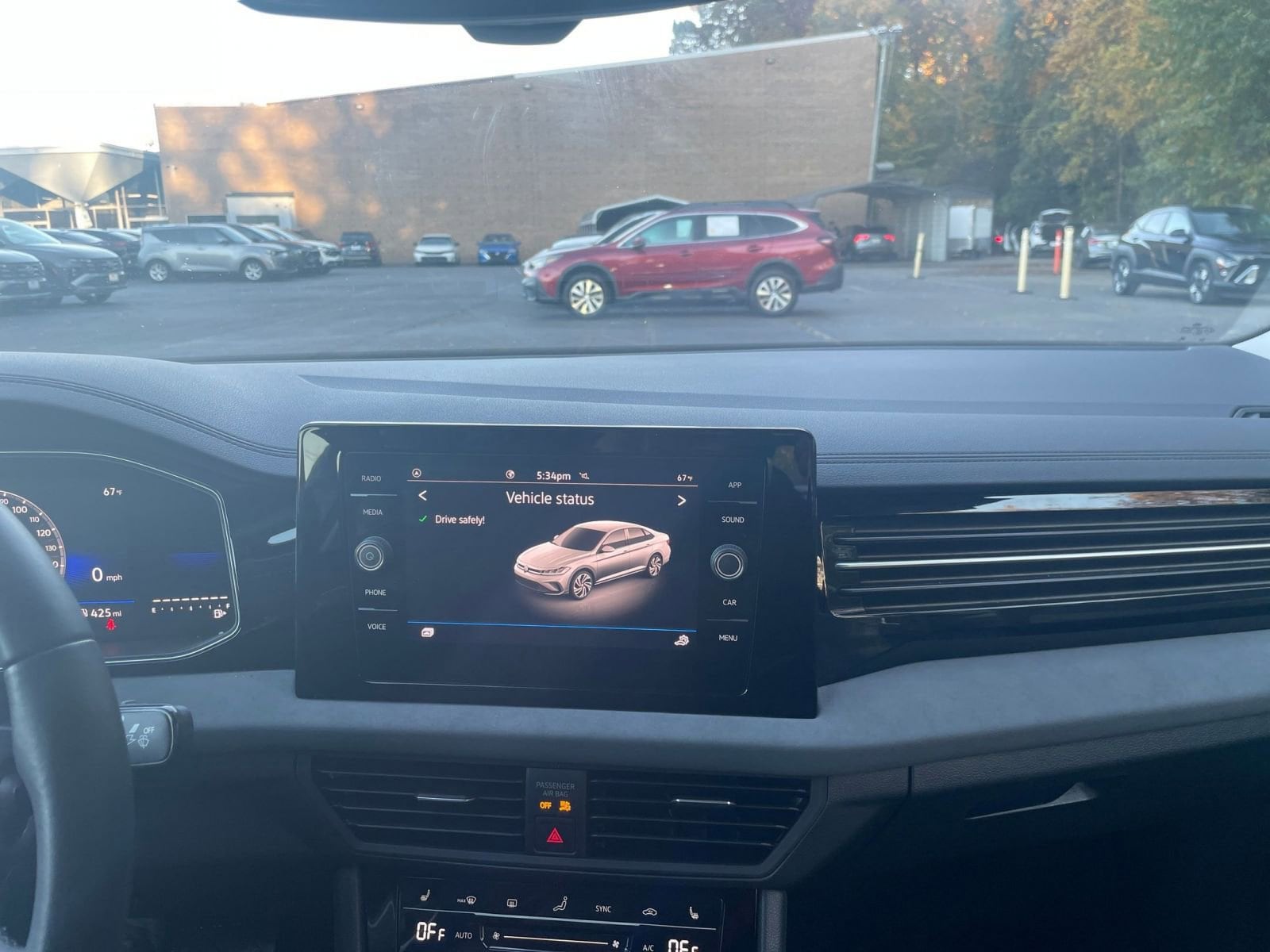 Thumbnail: 2025 Volkswagen Jetta - 18