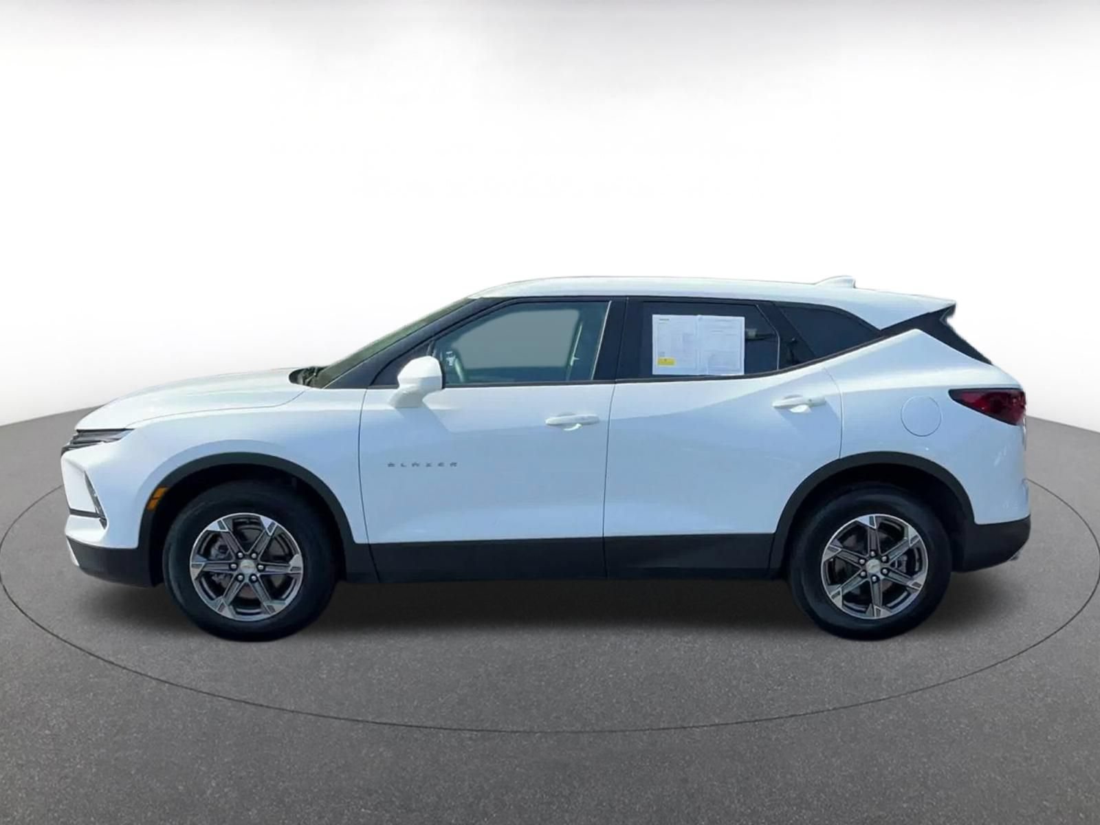 Thumbnail: 2026 Chevrolet Blazer - 9
