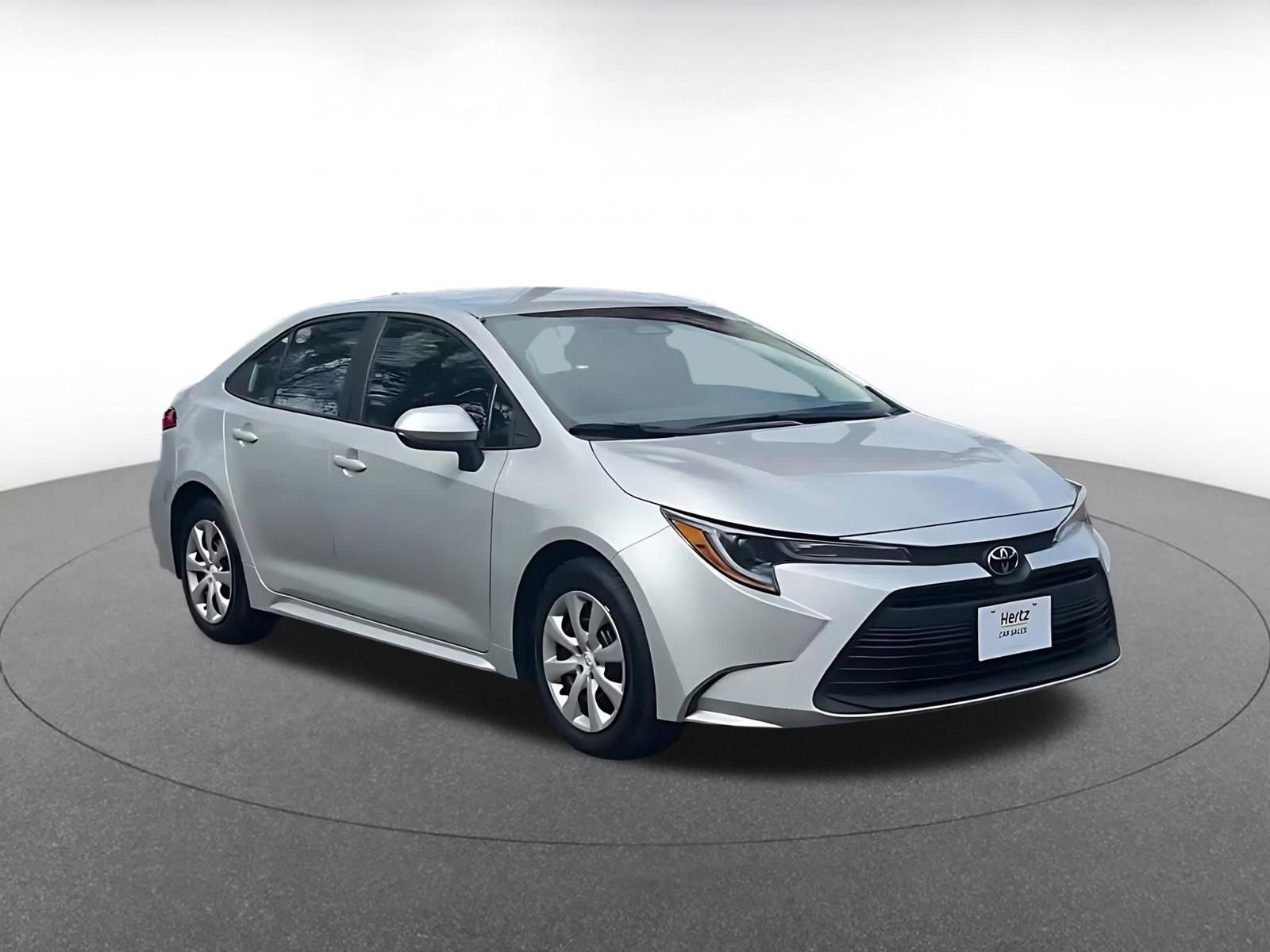 Thumbnail: 2025 Toyota Corolla - 3