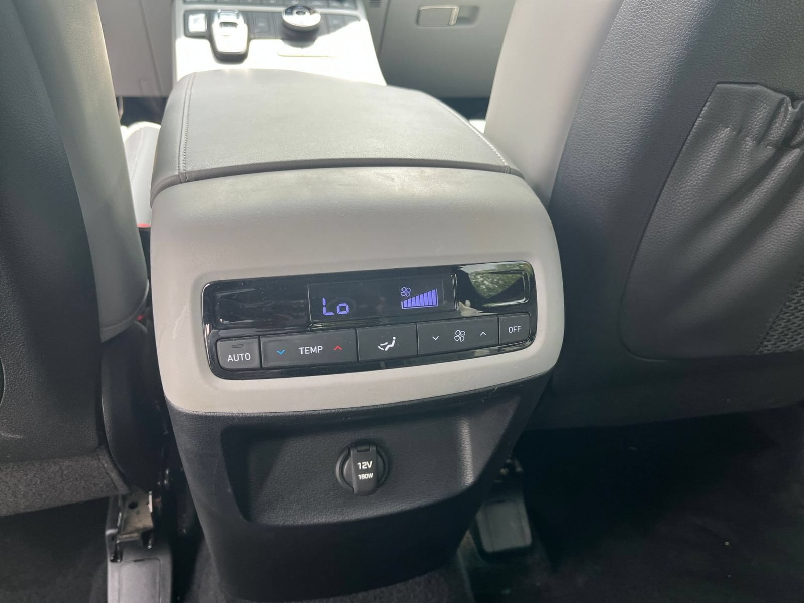 Thumbnail: 2025 Hyundai Palisade - 25
