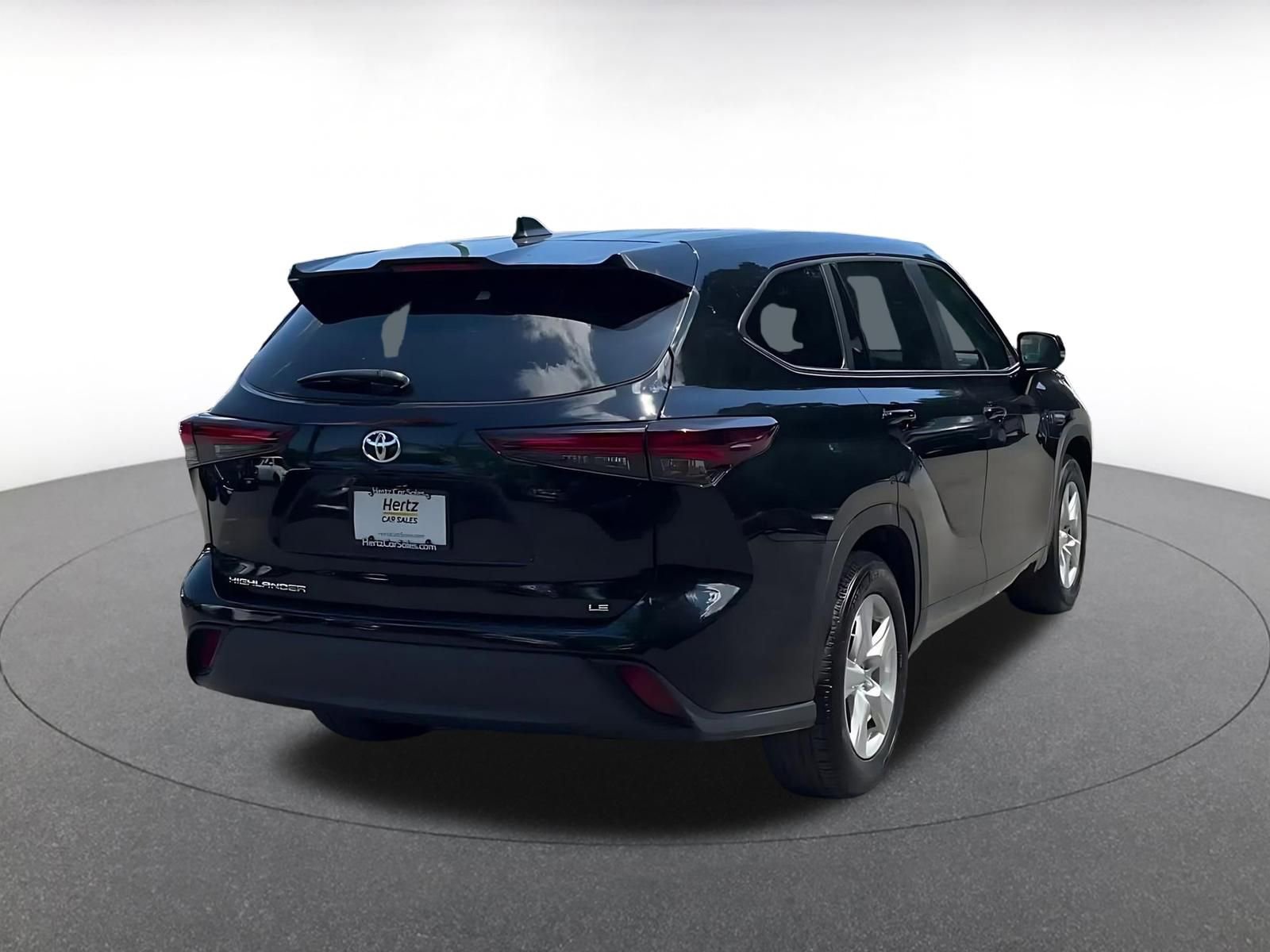 Thumbnail: 2025 Toyota Highlander - 14