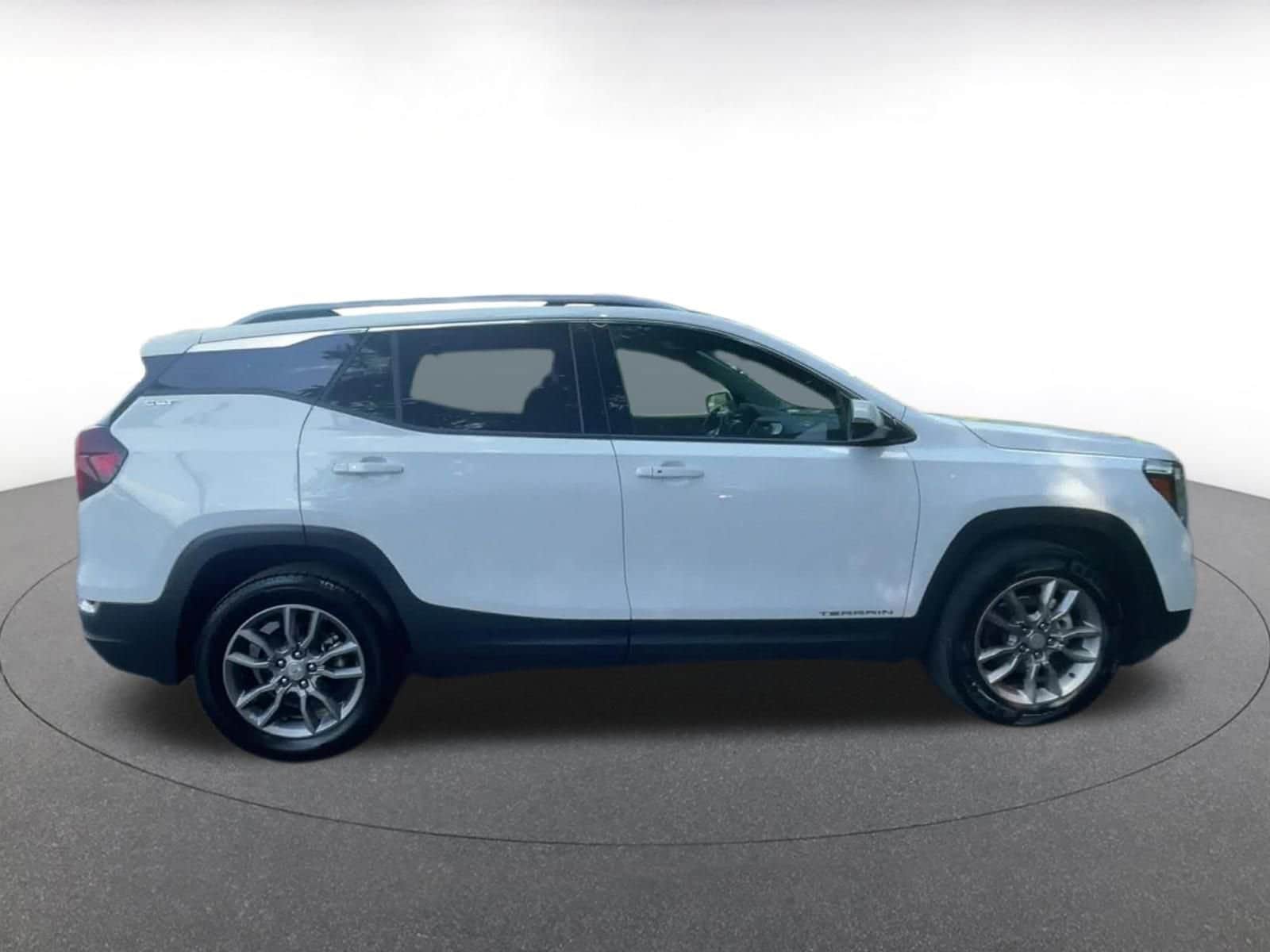 Thumbnail: 2024 GMC Terrain - 16