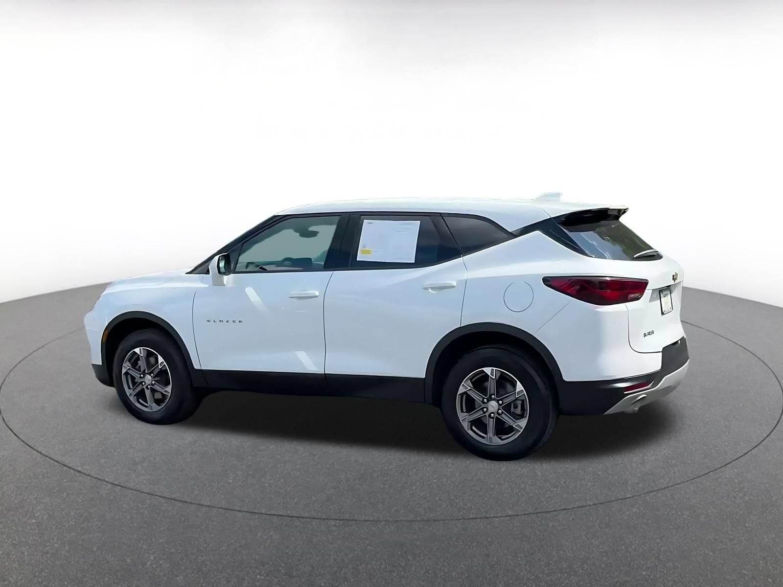 Thumbnail: 2025 Chevrolet Blazer - 8