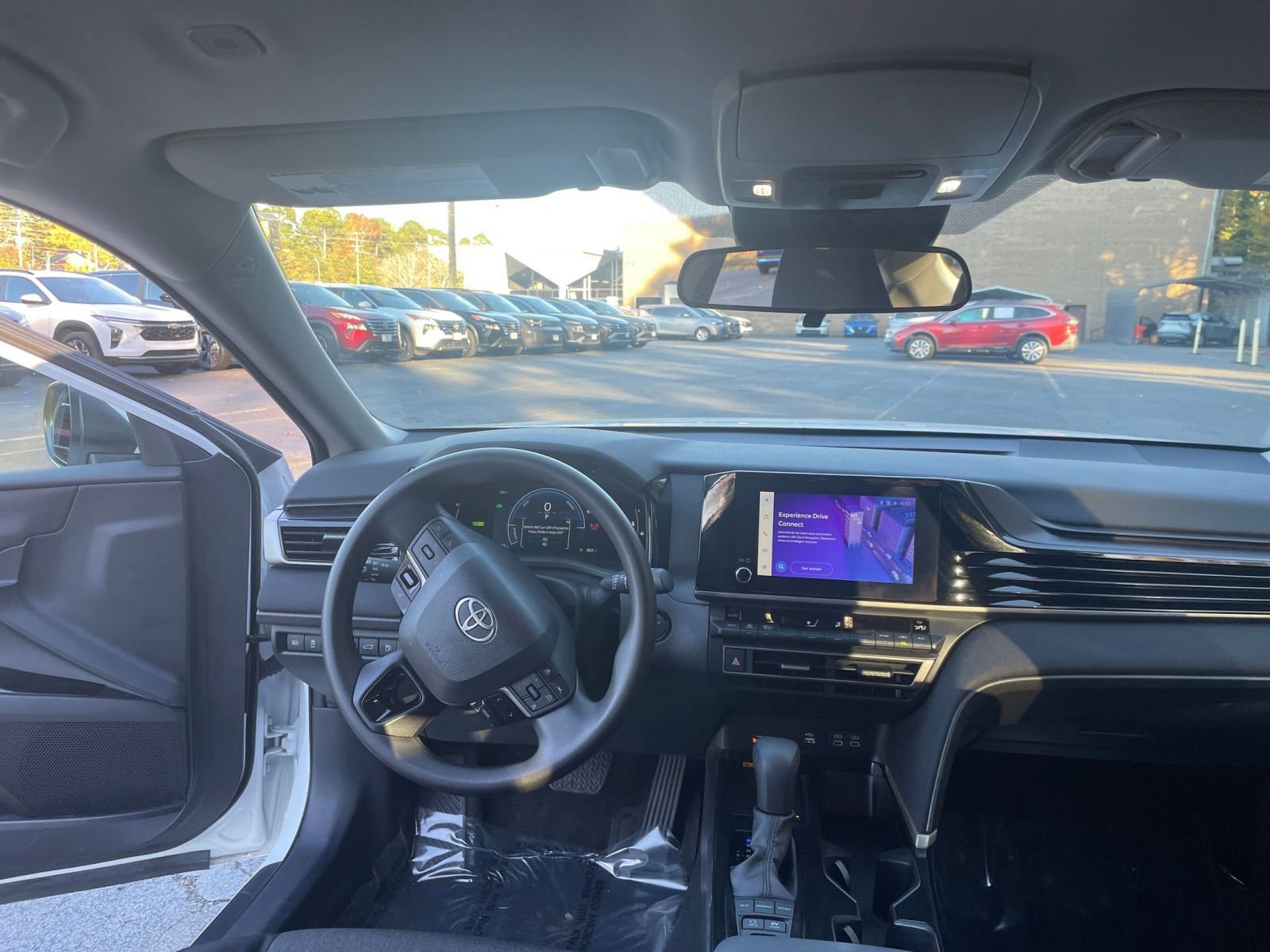 Thumbnail: 2025 Toyota Camry - 30