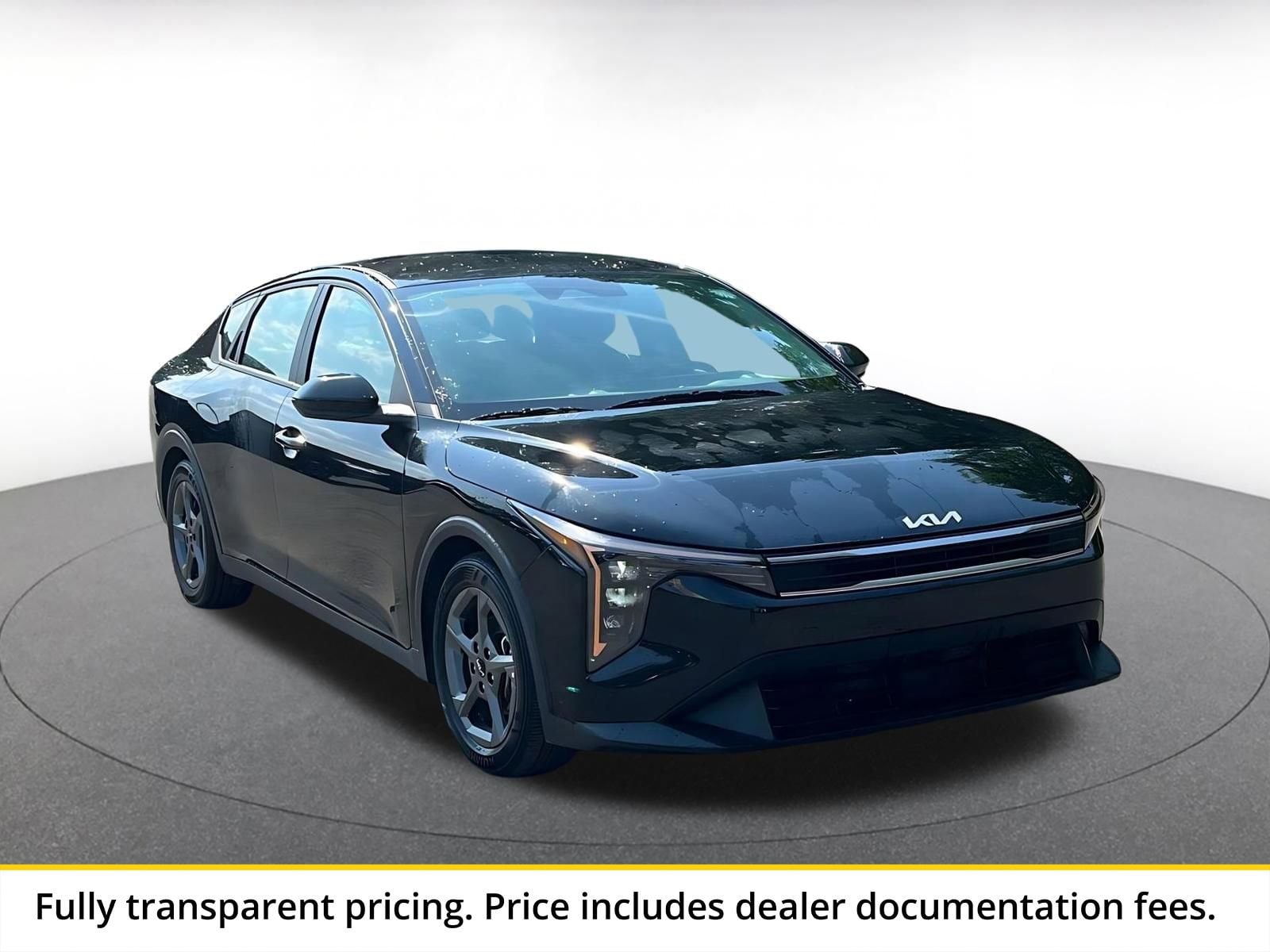 Thumbnail: 2025 Kia K4 - 1