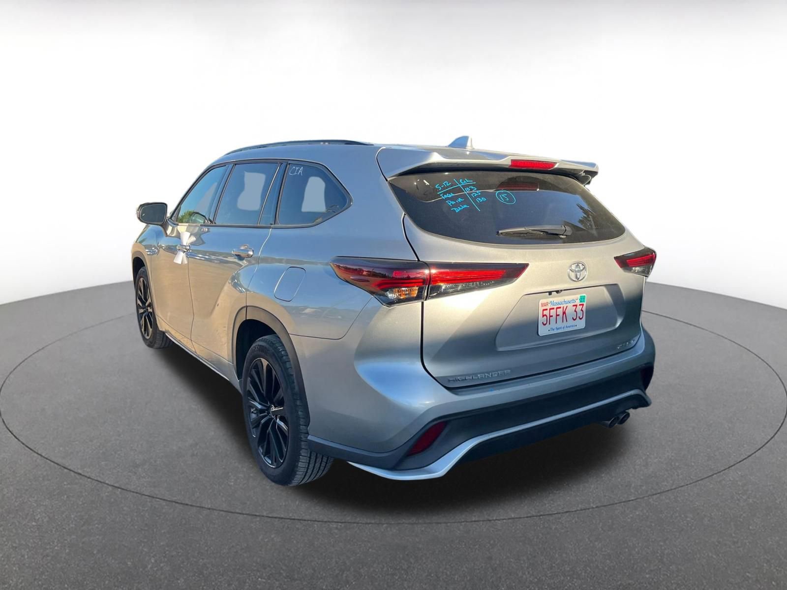 Thumbnail: 2025 Toyota Highlander - 15