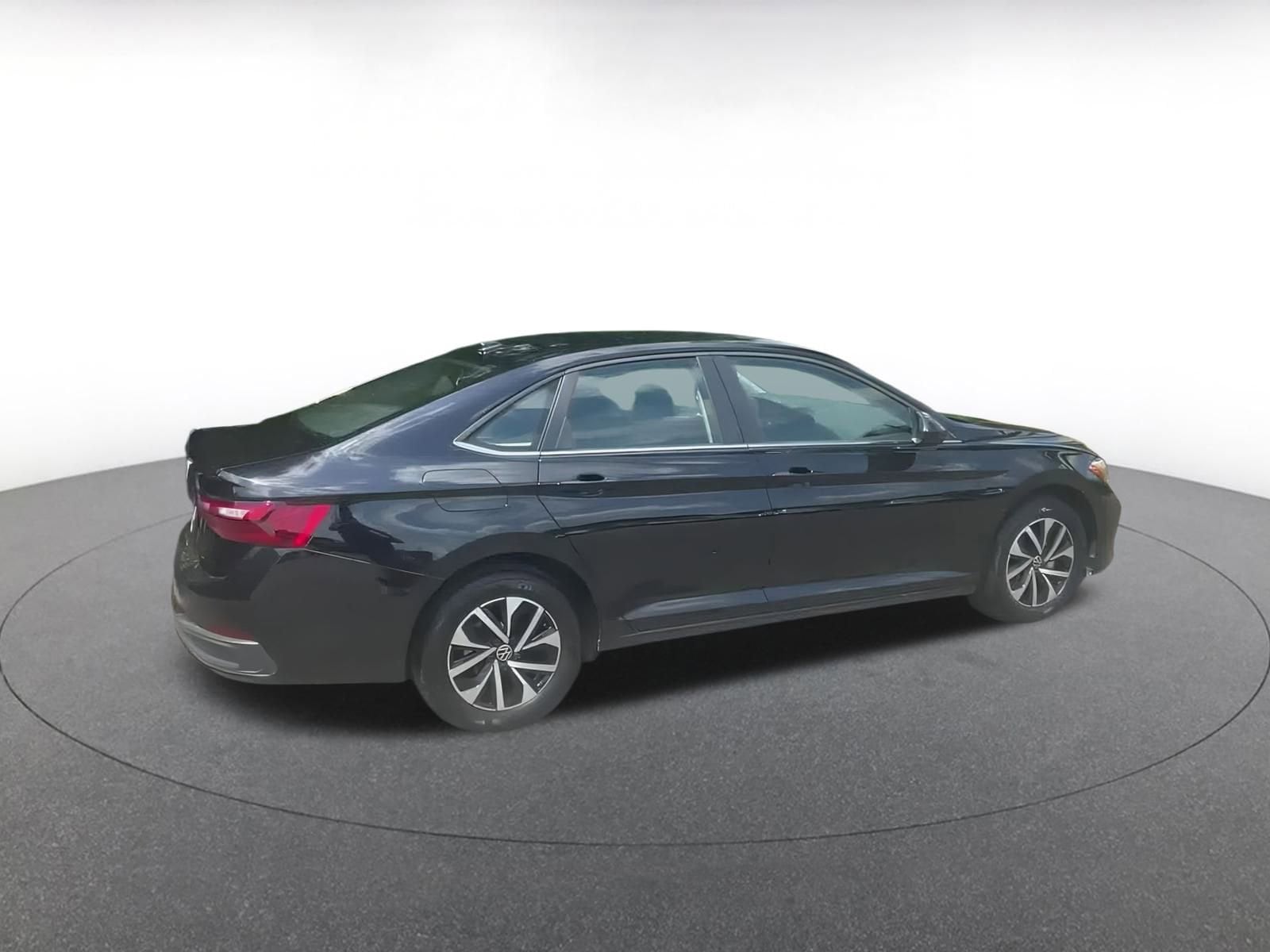 Thumbnail: 2024 Volkswagen Jetta - 14