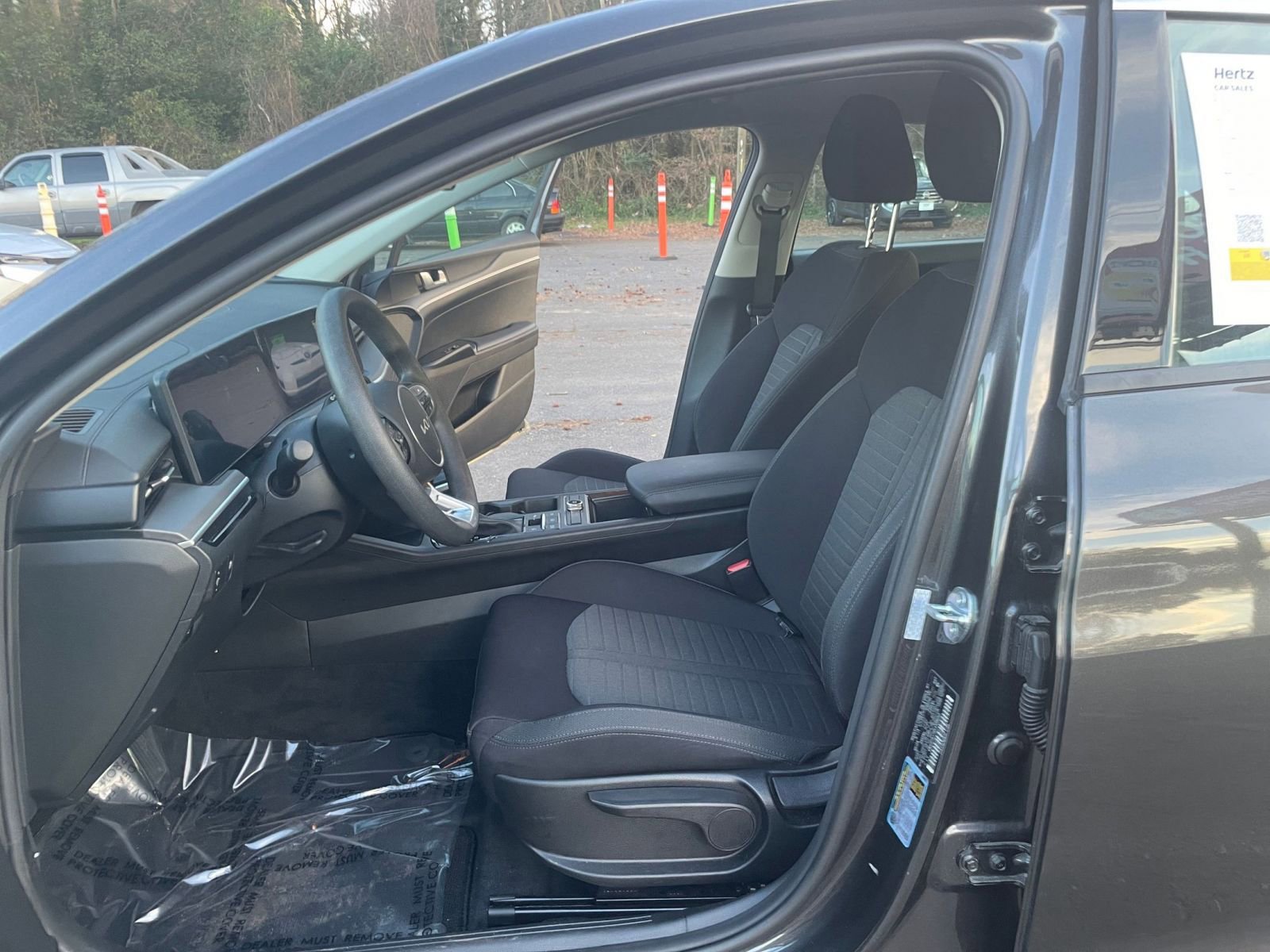 Thumbnail: 2025 Kia K5 - 25