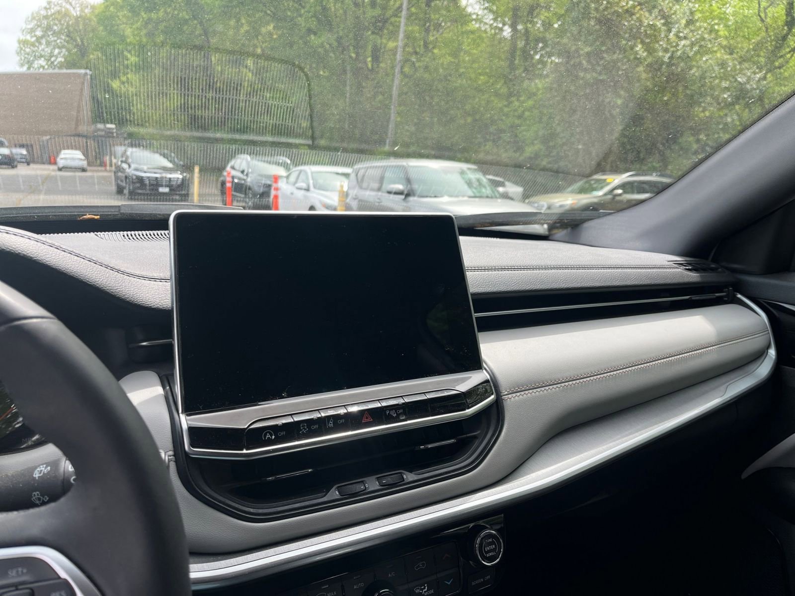 Thumbnail: 2025 Jeep Compass - 17