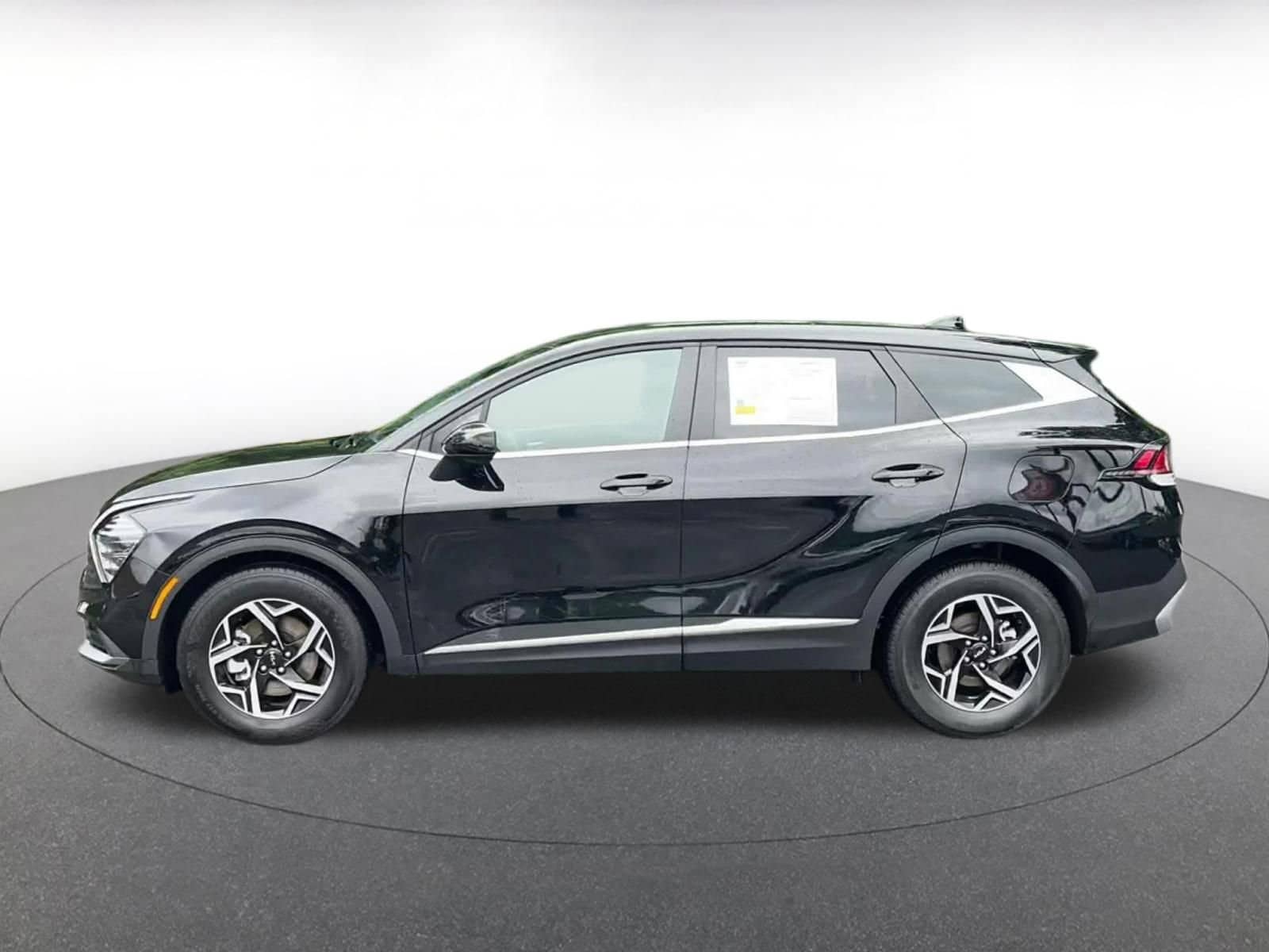 Thumbnail: 2025 Kia Sportage - 9