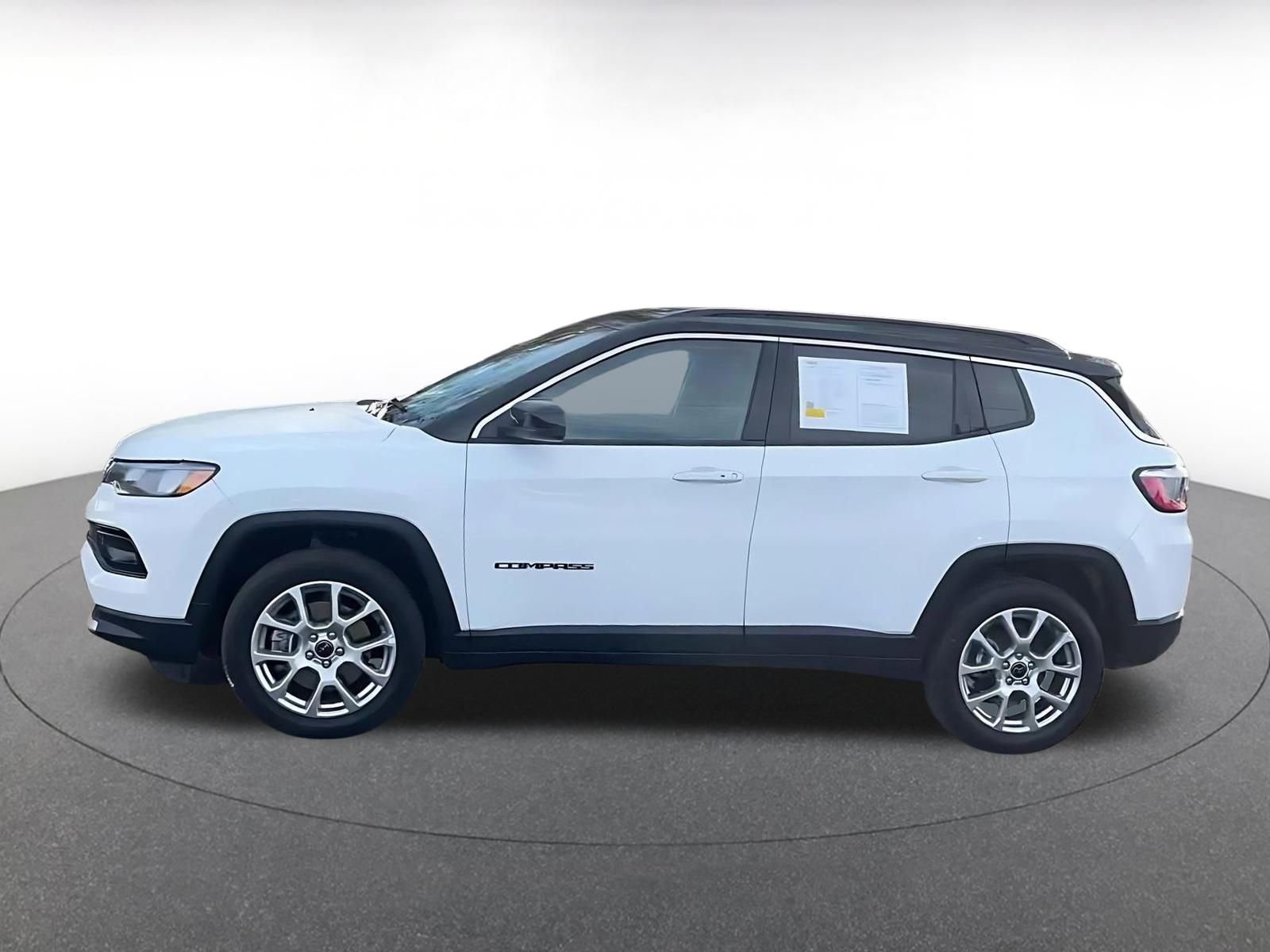 Thumbnail: 2025 Jeep Compass - 9