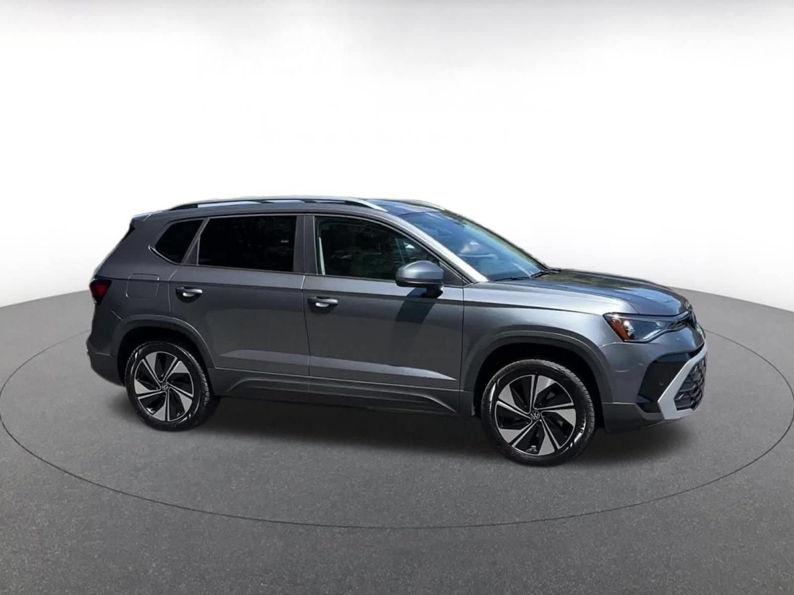 Thumbnail: 2026 Volkswagen Taos - 2